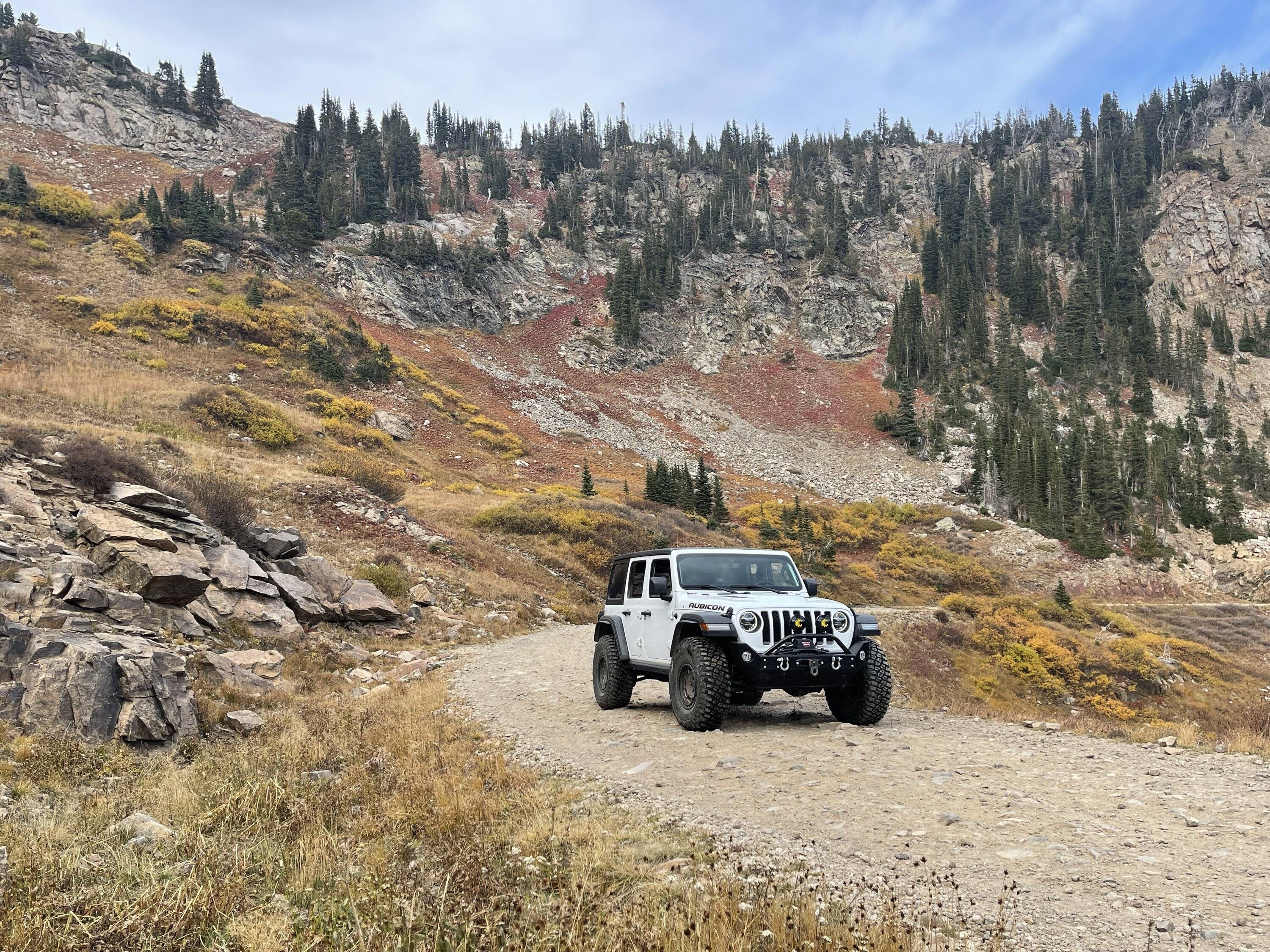Jeep Wrangler JL Fall day near Rollins Pass 12A09E30-F262-405C-8CE9-1339A5BDCD6B