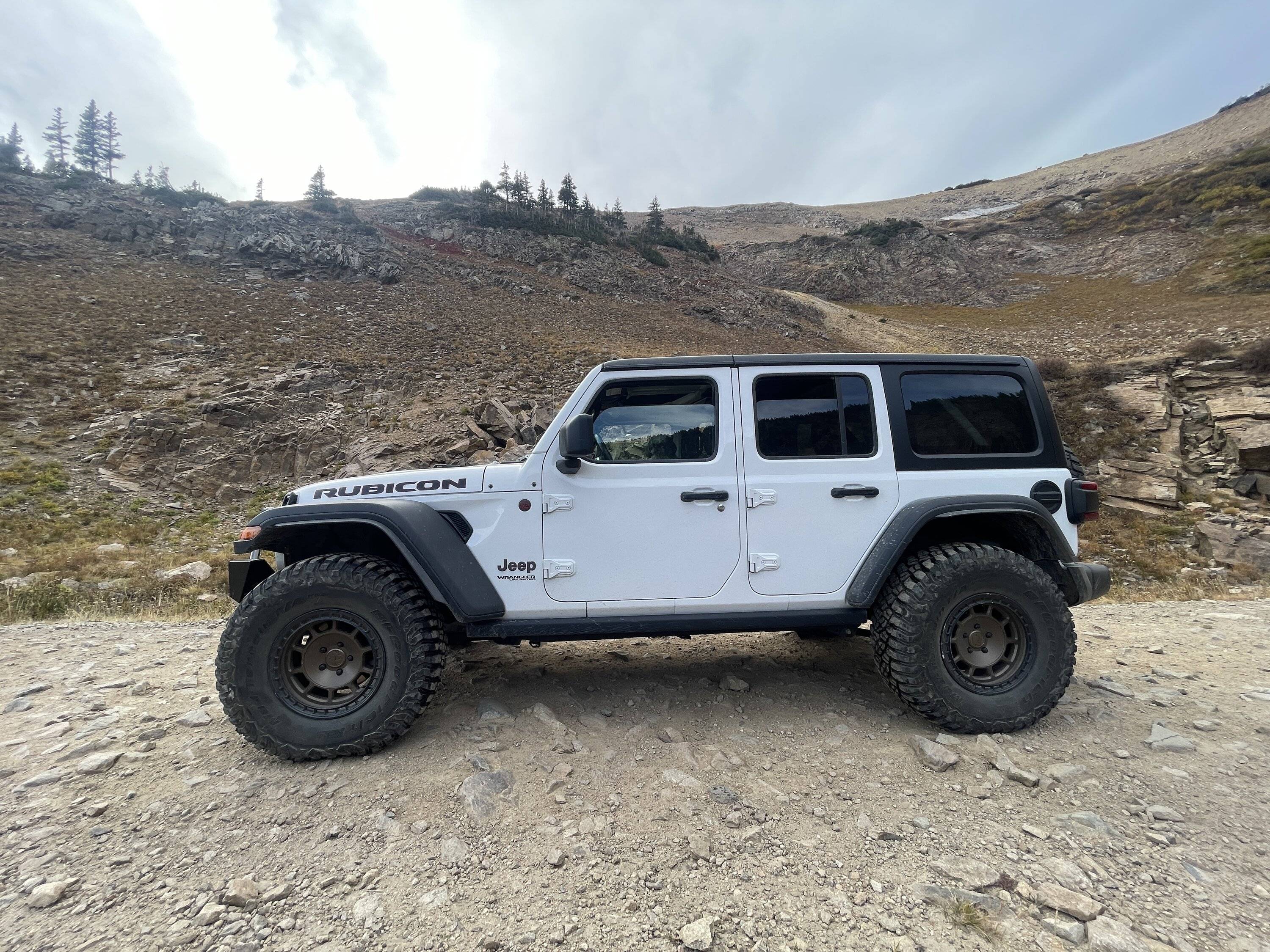 Jeep Wrangler JL Fall day near Rollins Pass 84CD4E6F-7034-4481-8998-EE7B8E49B0E9