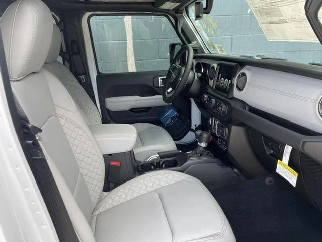 TB Interior.jpg