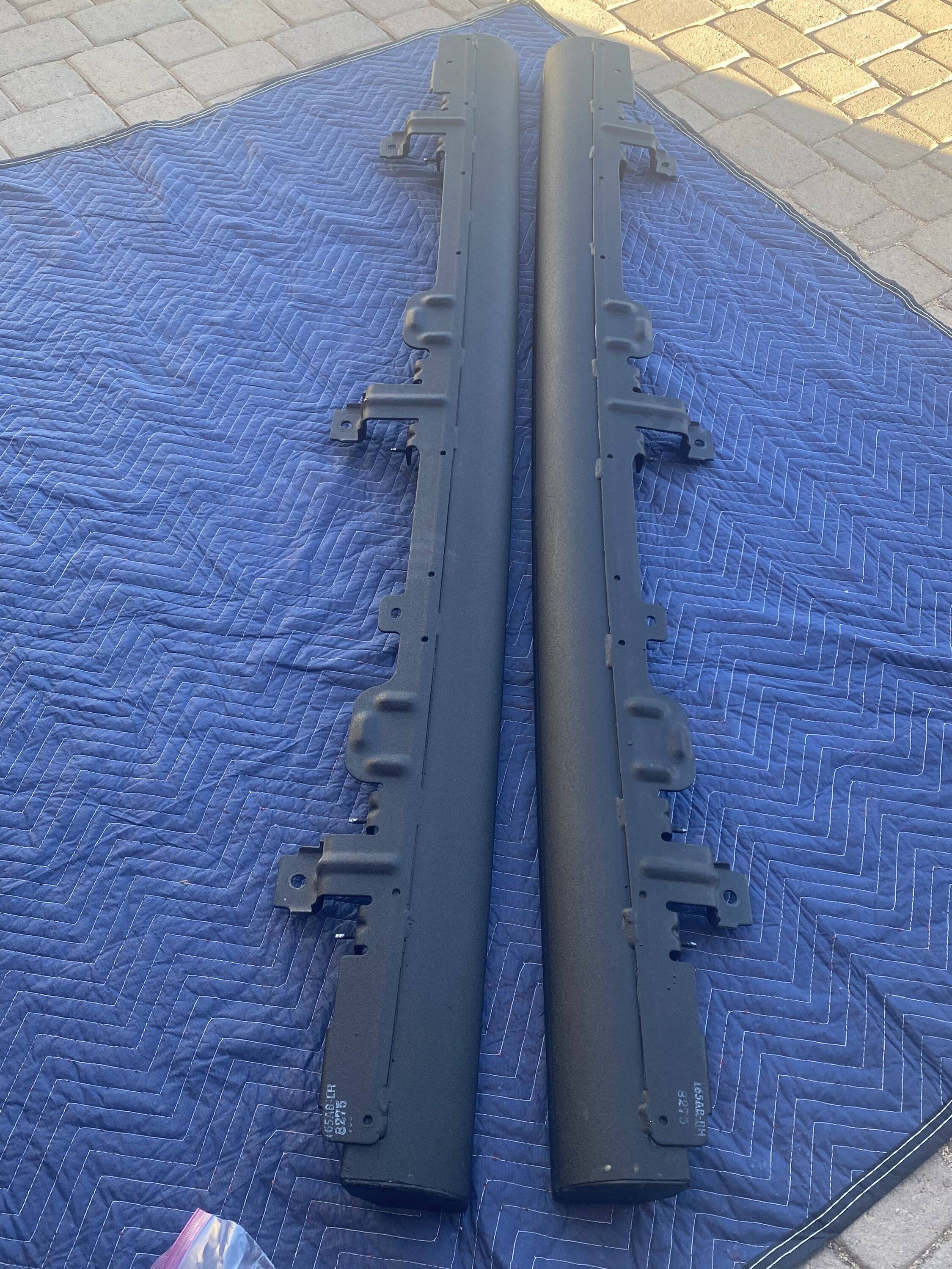 Jeep Wrangler JL JLU/Mopar Performance Rock Rails w/step assist 7564D9B0-A7CD-4186-9A80-D40301E9FF0E