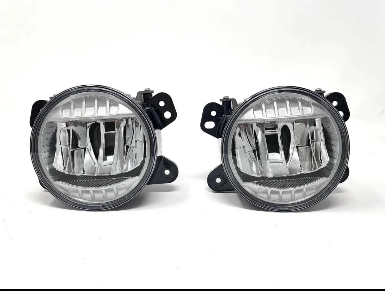 Jeep Wrangler JL OEM LED Fog Lights (two different types???) 43F579BD-591E-4158-9D35-D2D4DC7A7281