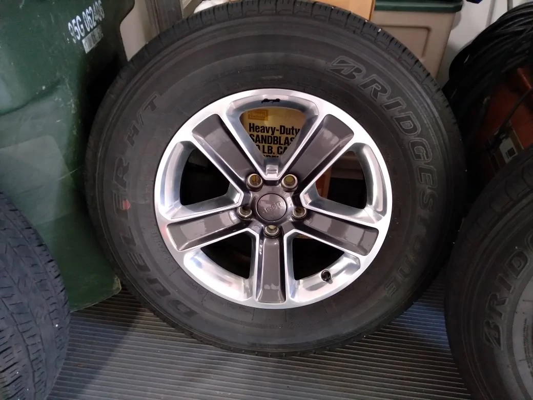 Jeep Wrangler JL 2020 Sahara Wheels & Tire Resized_20220916_114831