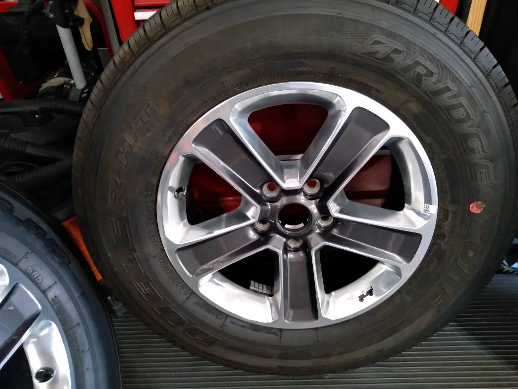 Jeep Wrangler JL 2020 Sahara Wheels & Tire Resized_20220916_114850