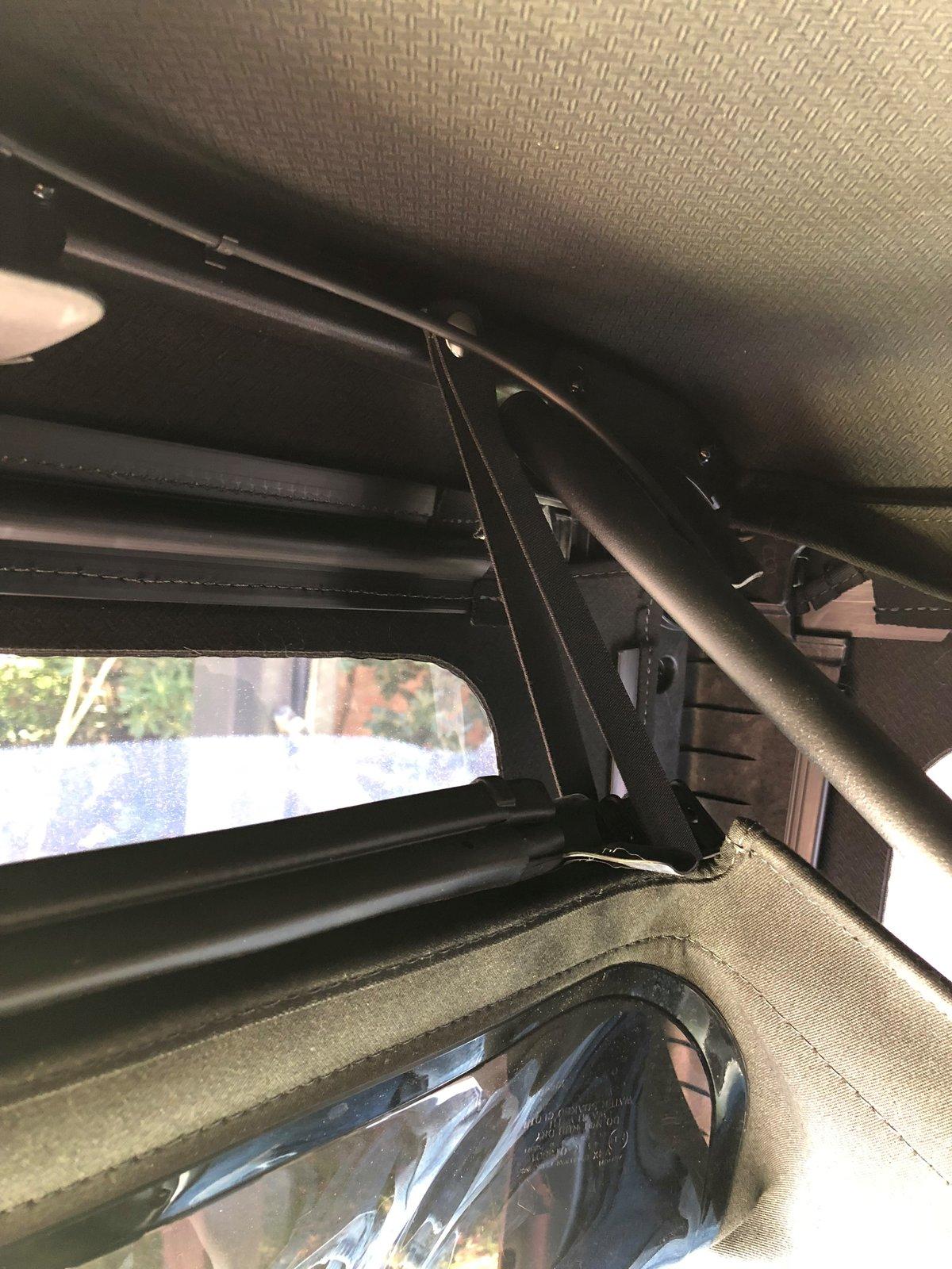 Jeep Wrangler JL Soft top install instructions Rear1