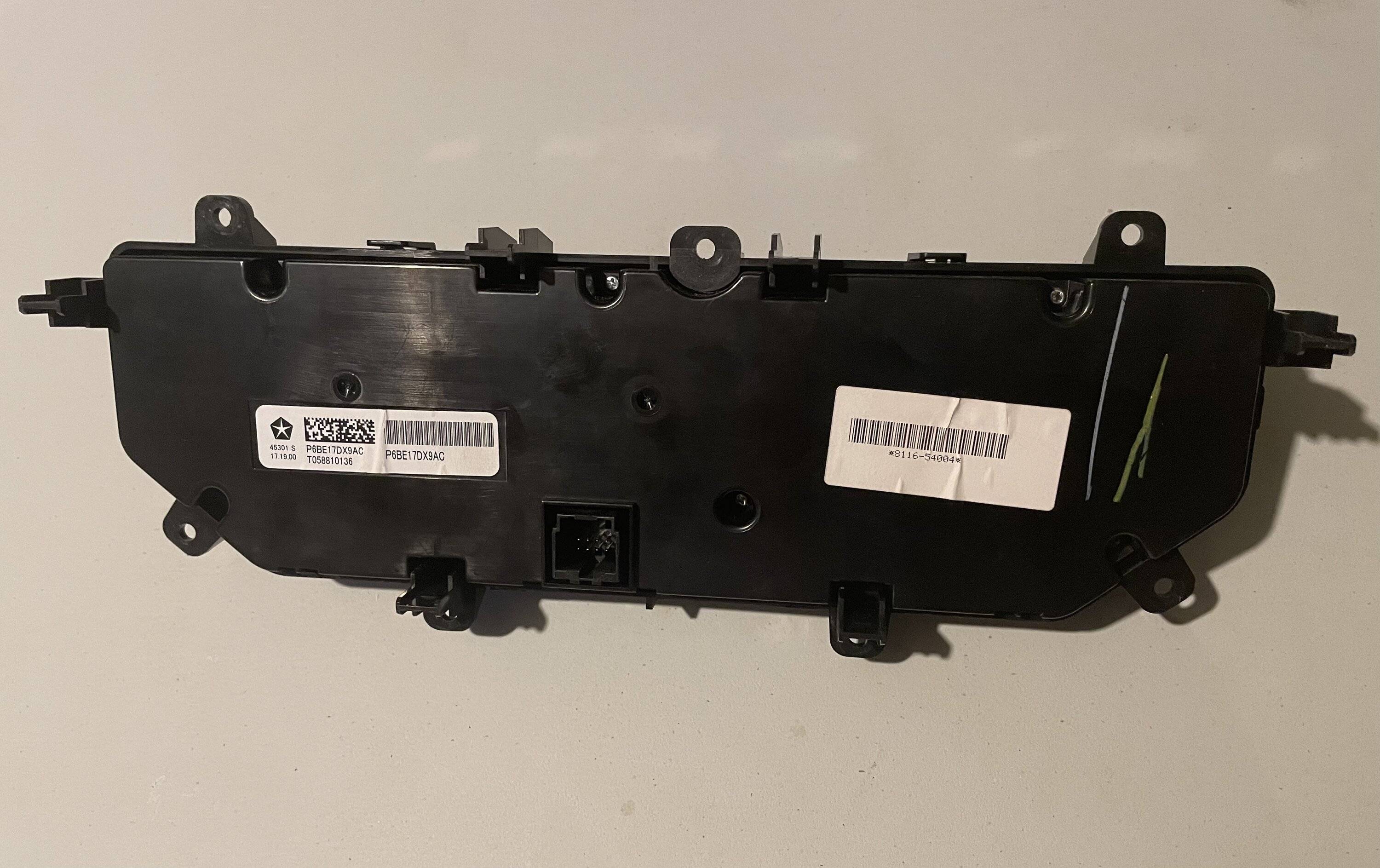Jeep Wrangler JL Heated Leather Steering Wheel + HVAC control 79312237-7ACE-47E3-BF02-40740D2DFAEF
