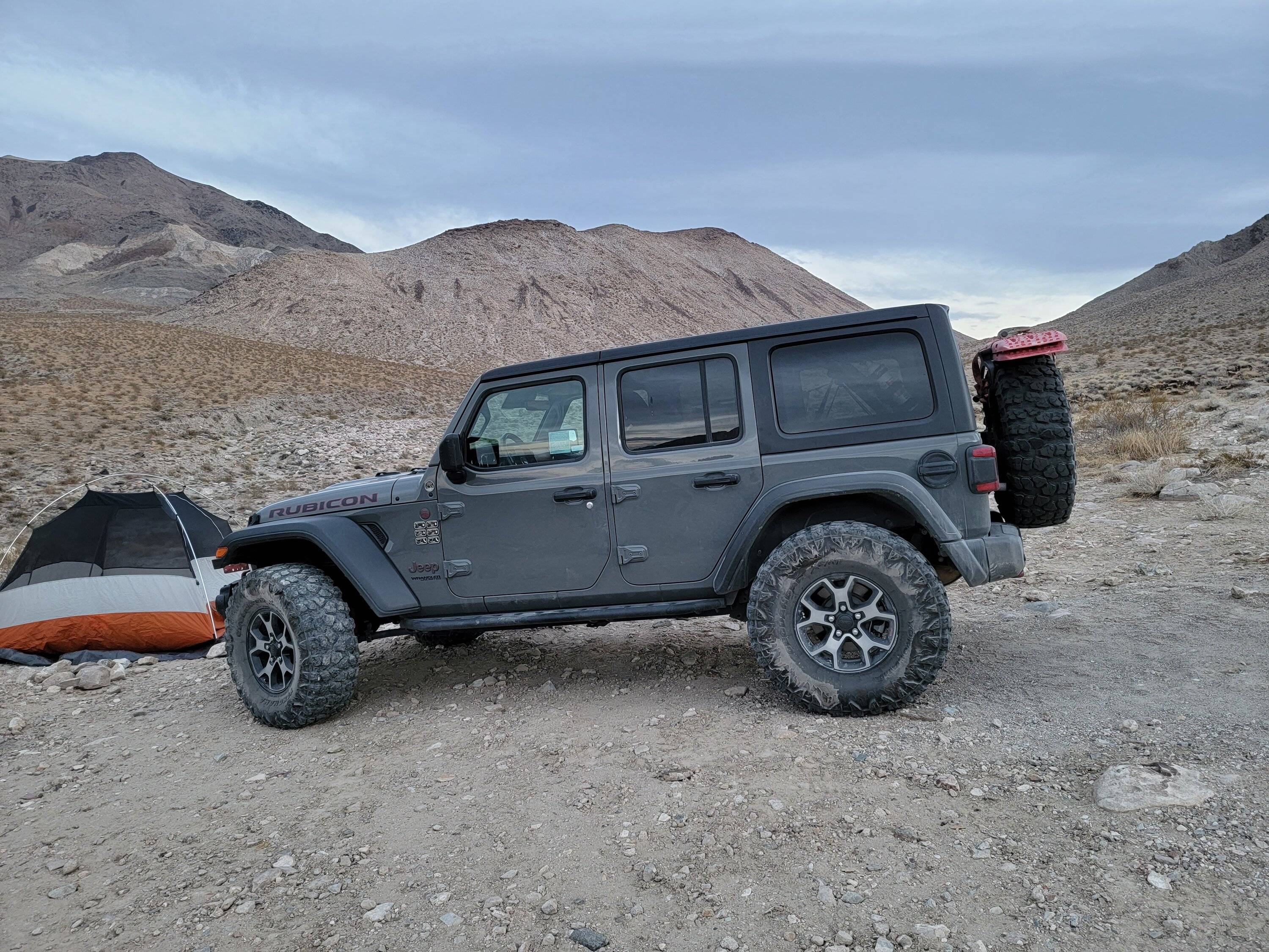 Jeep Wrangler JL 37" Wheel Size - This seems small. 20210319_190641