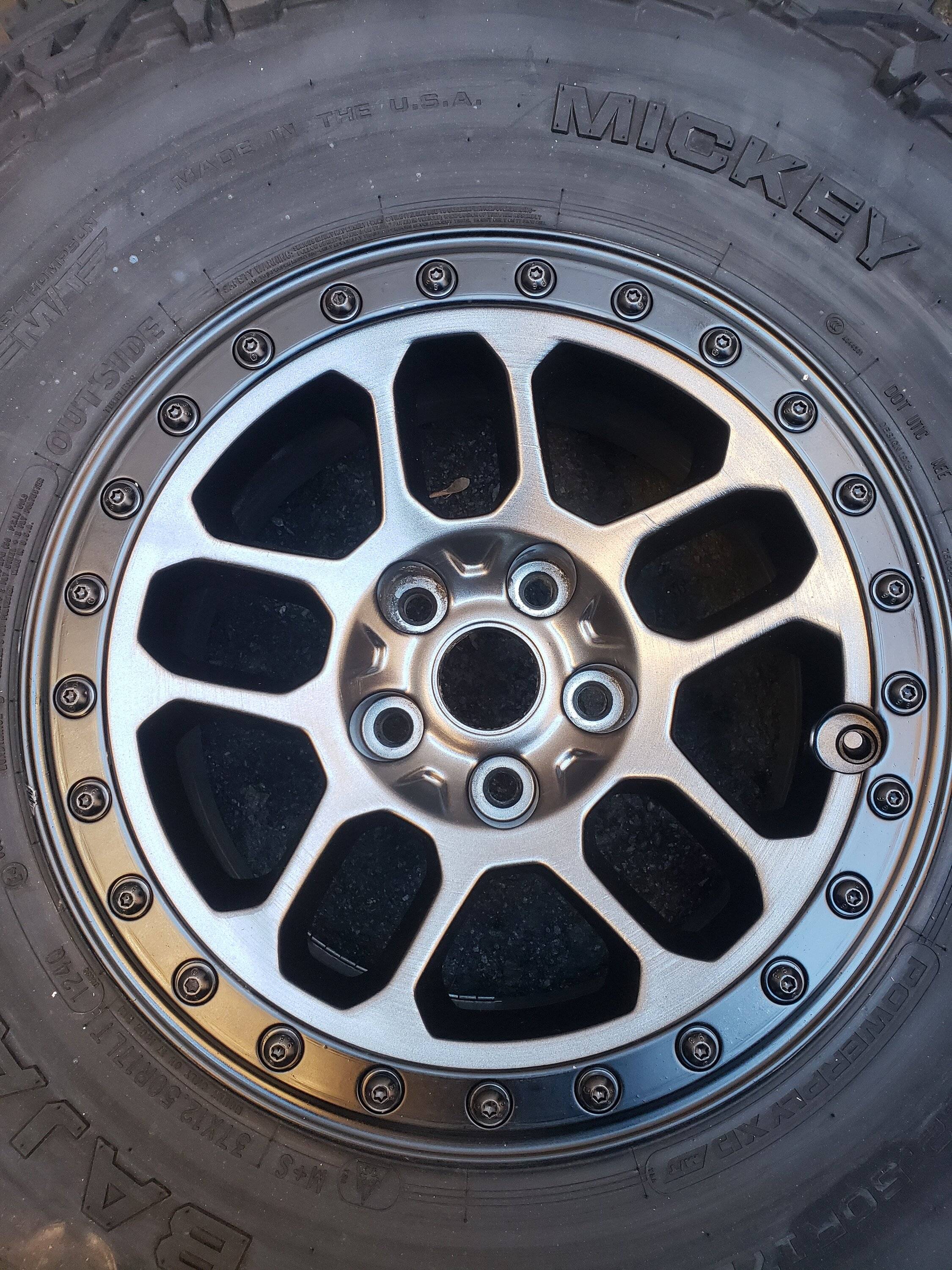 Jeep Wrangler JL Xtreme Recon Rim Paint 20221027_162057