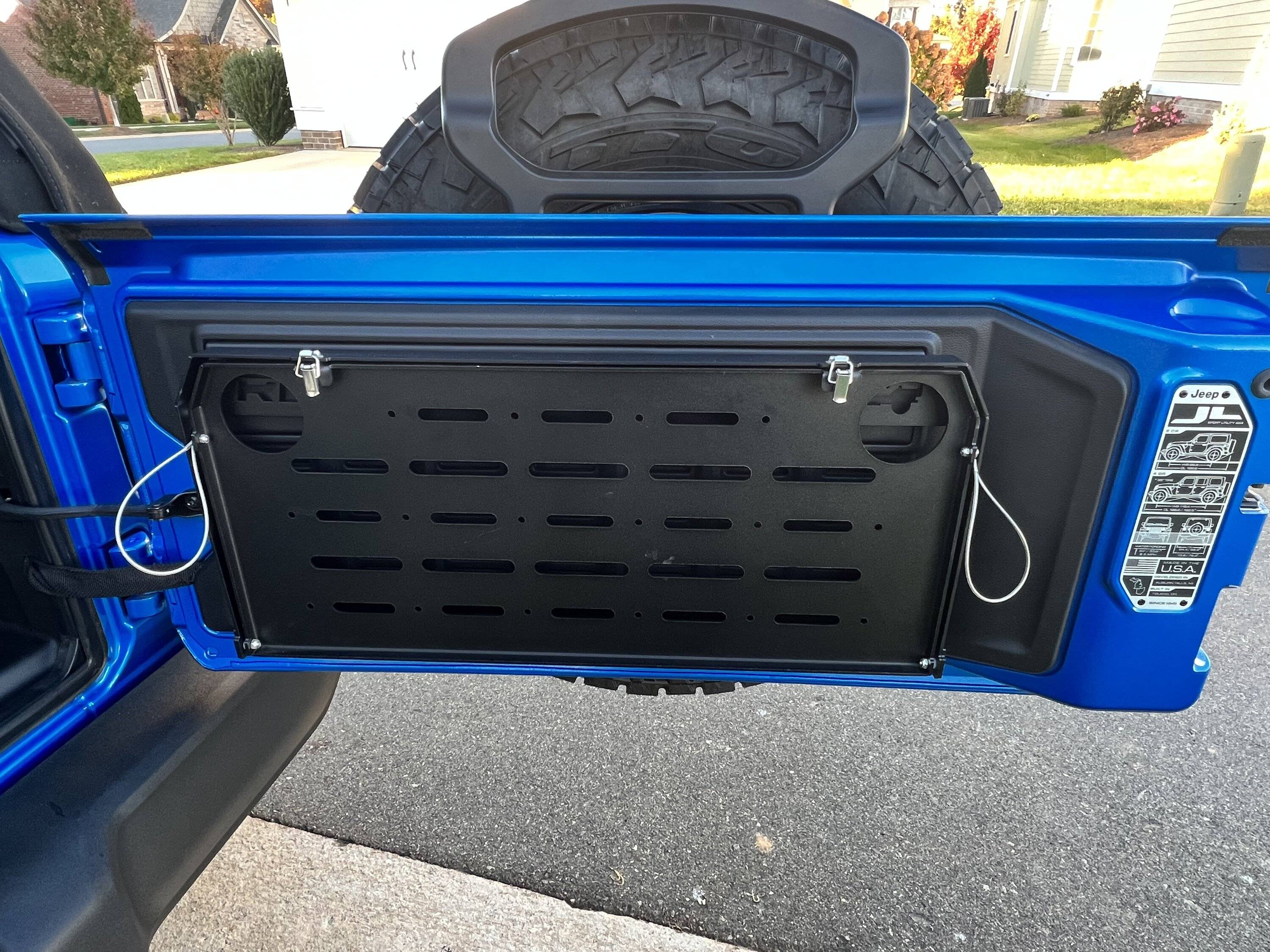 Jeep Wrangler JL Wrangle JL 2Door HydroBlue 126CDAAF-9949-4108-9780-D5DB055AFF95