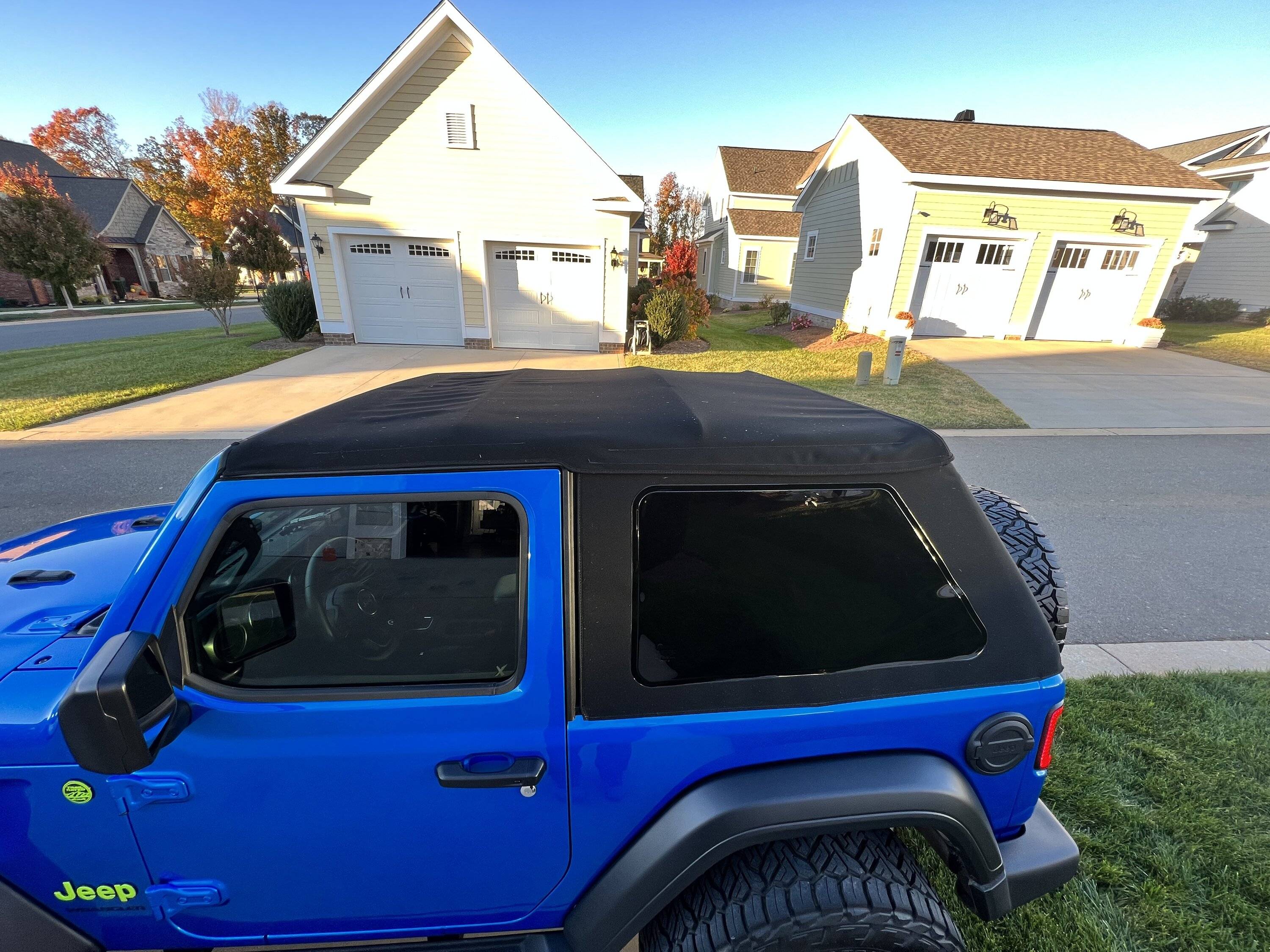Jeep Wrangler JL Wrangle JL 2Door HydroBlue 7EDE1570-C2F7-4CFF-9D70-4FF7B0D79C64