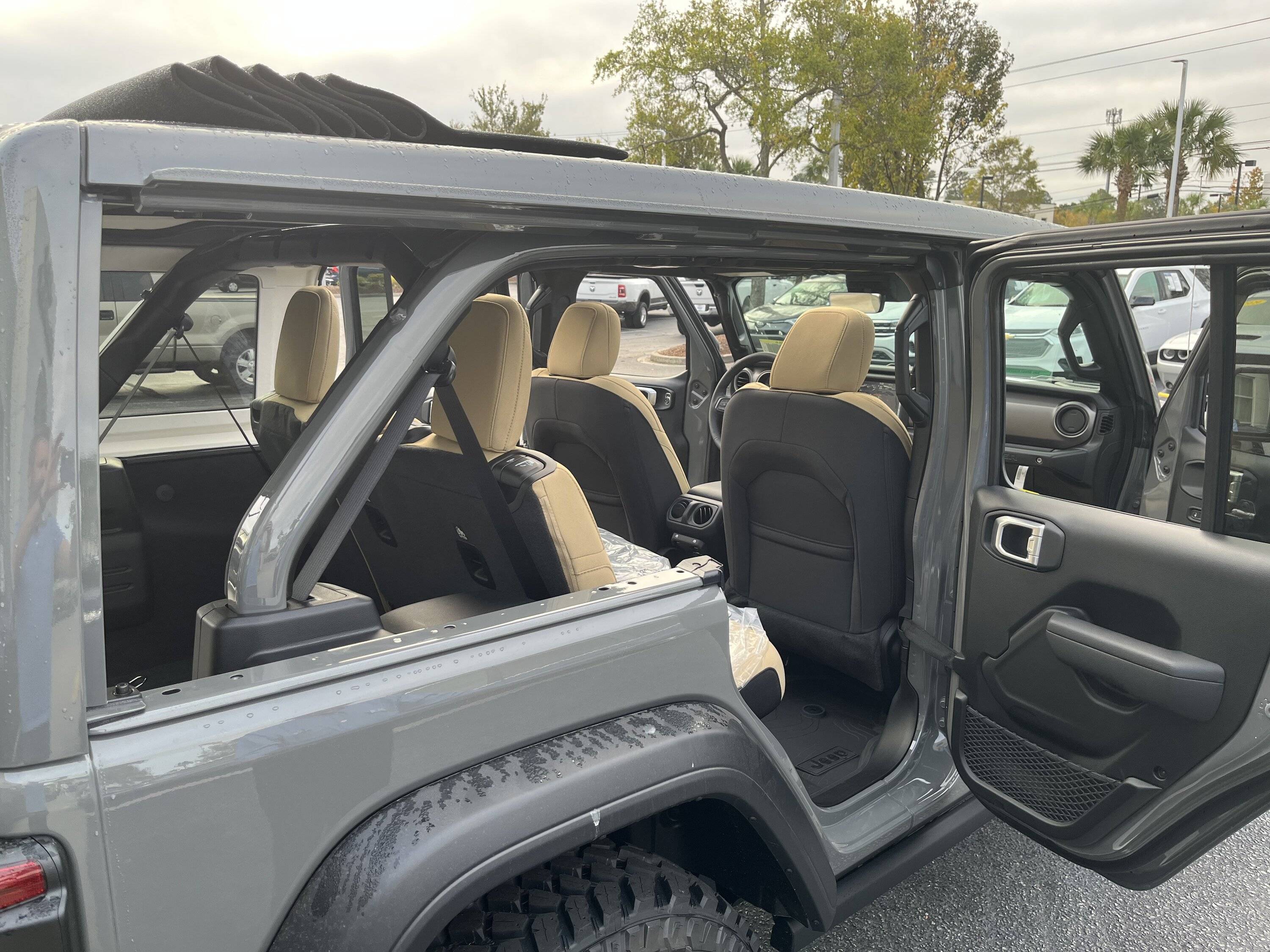 Jeep Wrangler JL 2023 Orders - Check in here DED6F880-8282-446B-A0C0-9D23EDCFF169
