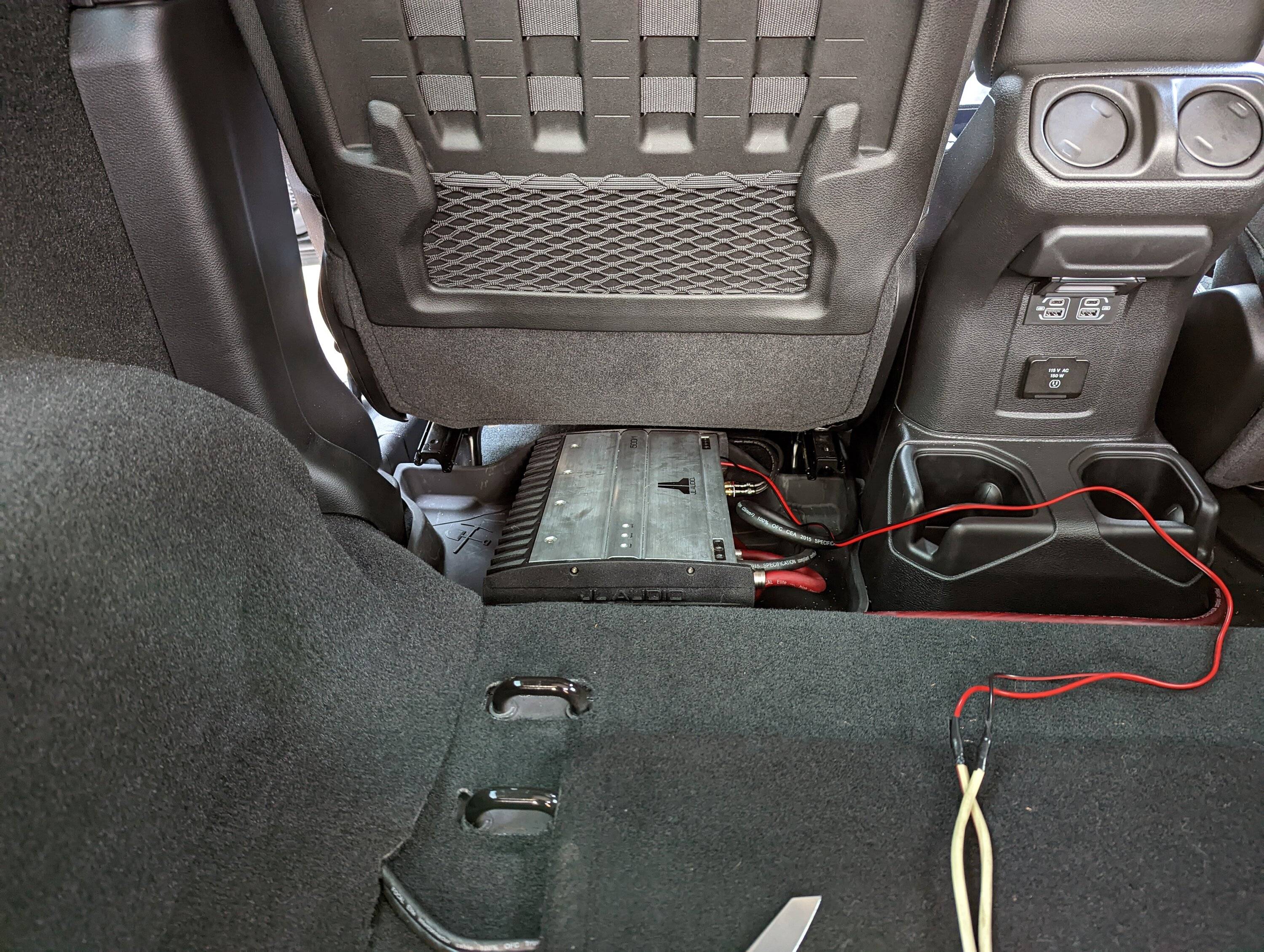 Jeep Wrangler JL Where to mount an amplifier? PXL_20221029_205753994