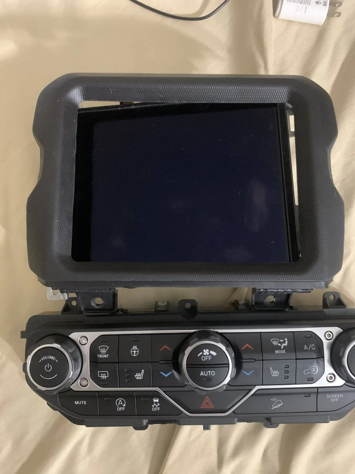 Jeep Wrangler JL 8.4 UConnect with HVAC 88323E4D-B61A-4DA4-8AC9-593A60A20C77