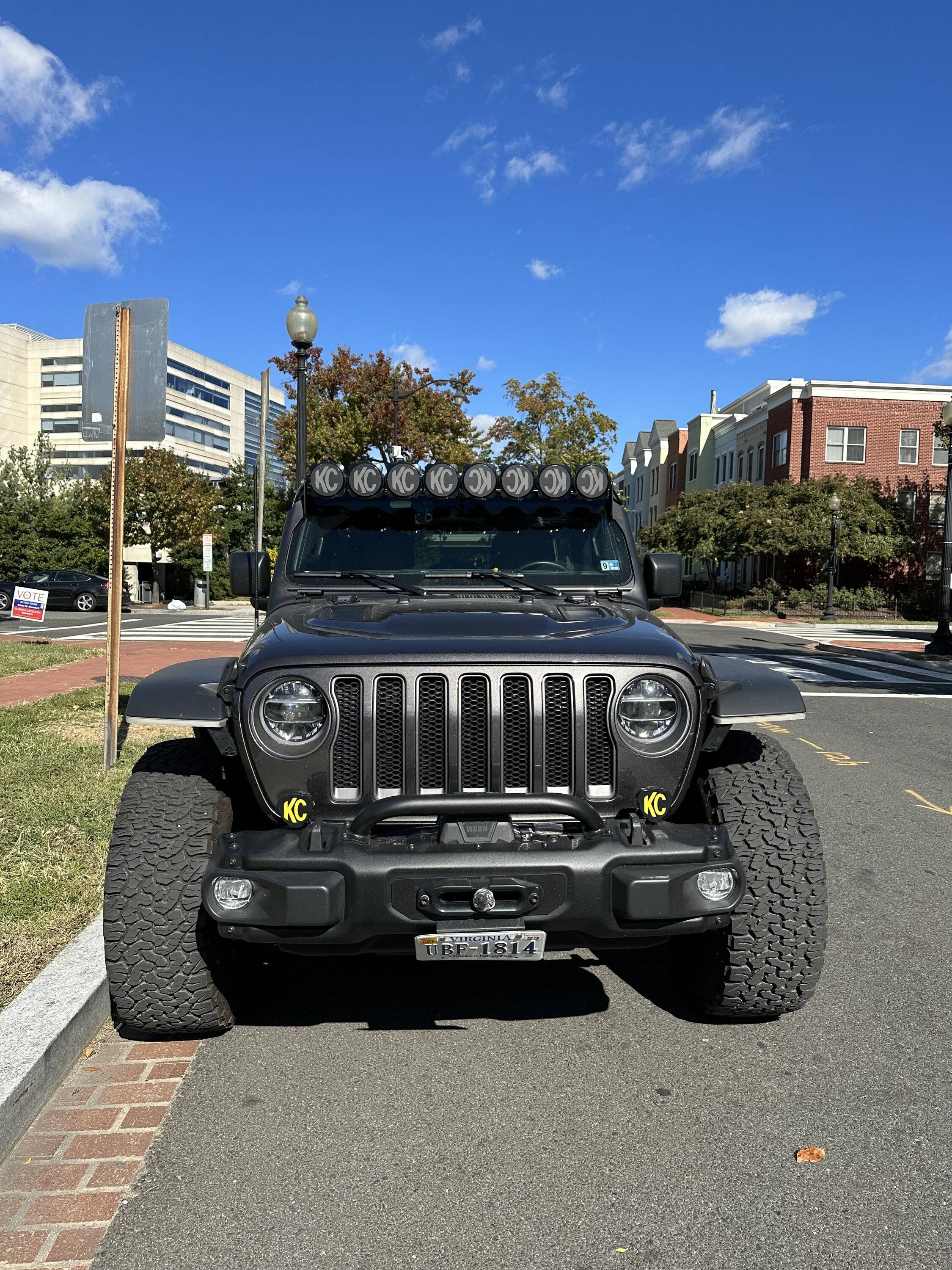 Jeep Wrangler JL KC Pro6 Light Bar W/  KC Mount (Will Ship!) IMG_0101