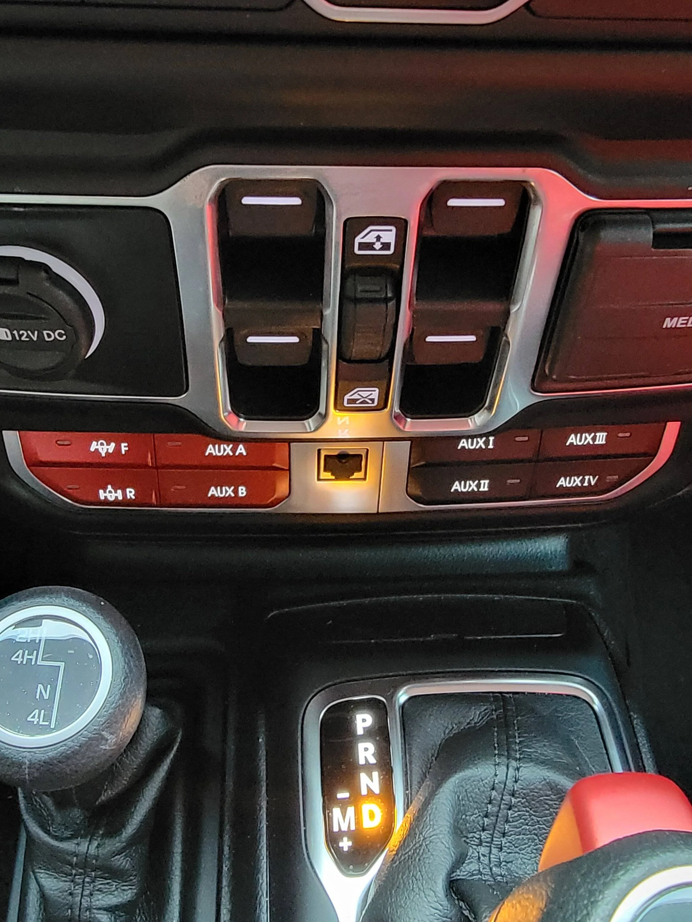 Jeep Wrangler JL Lasfit switch review 20221031_080947