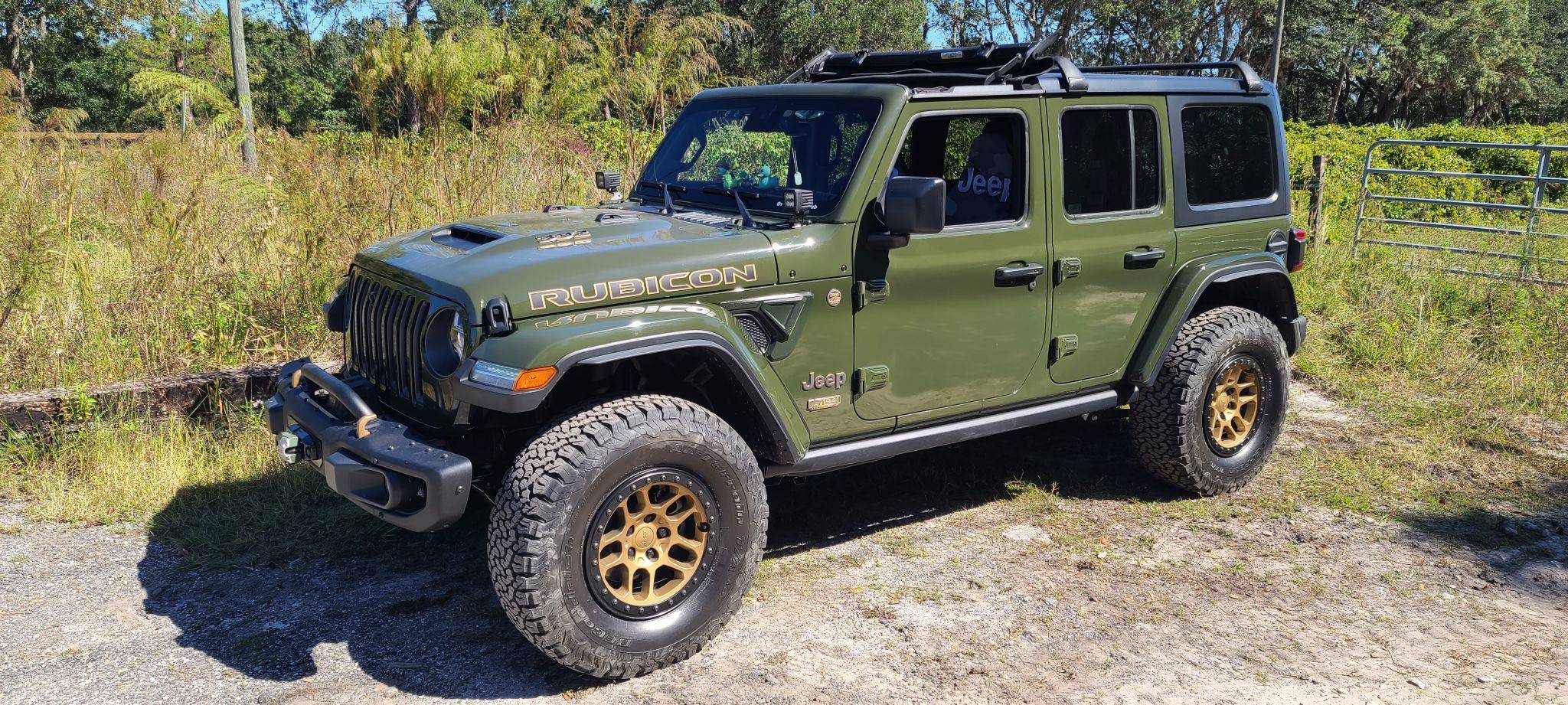 Jeep Wrangler JL Jeep Drivers Categories 392 patch pose 4