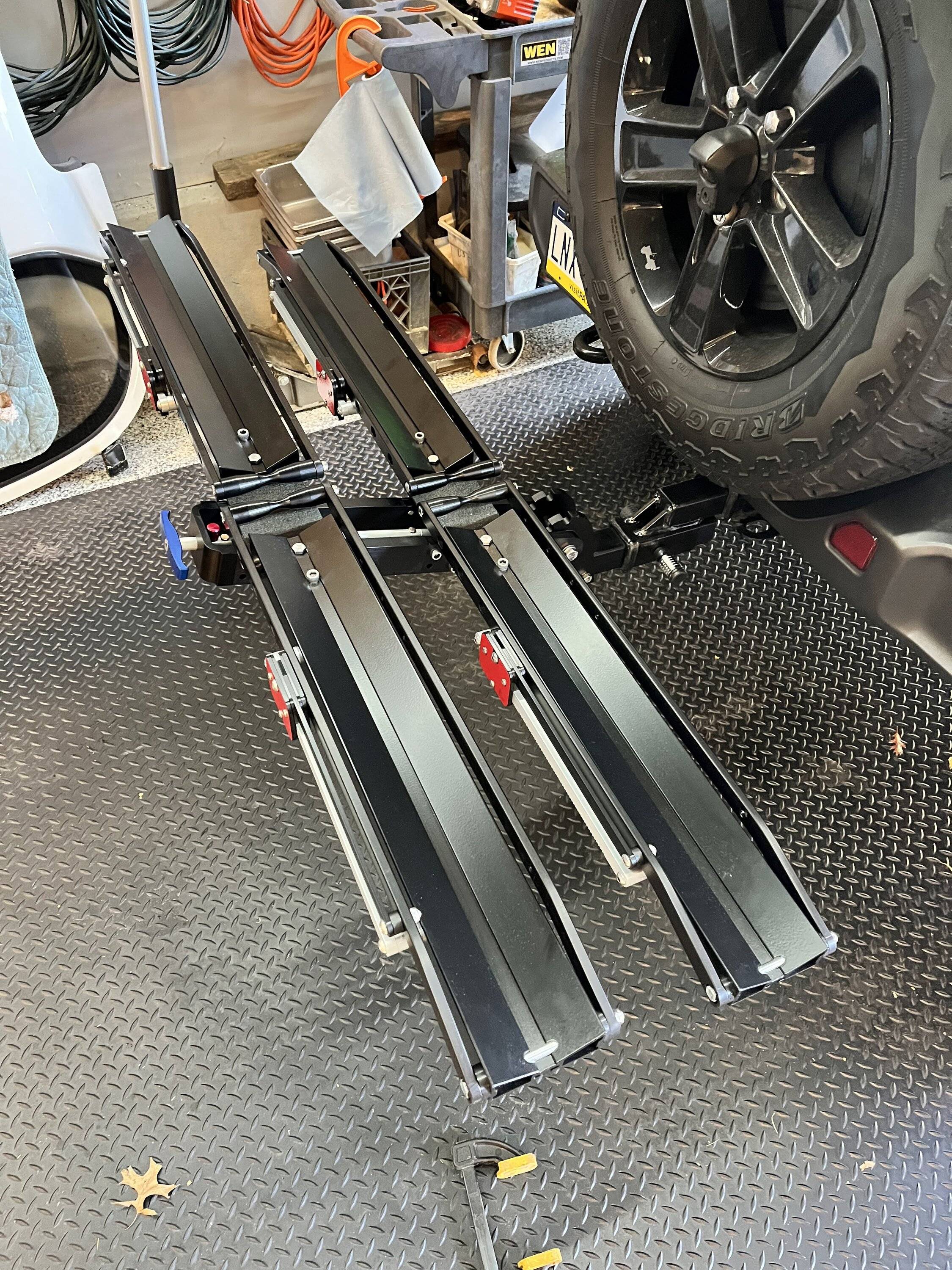 Jeep Wrangler JL Bike Rack Options?? IMG_1225
