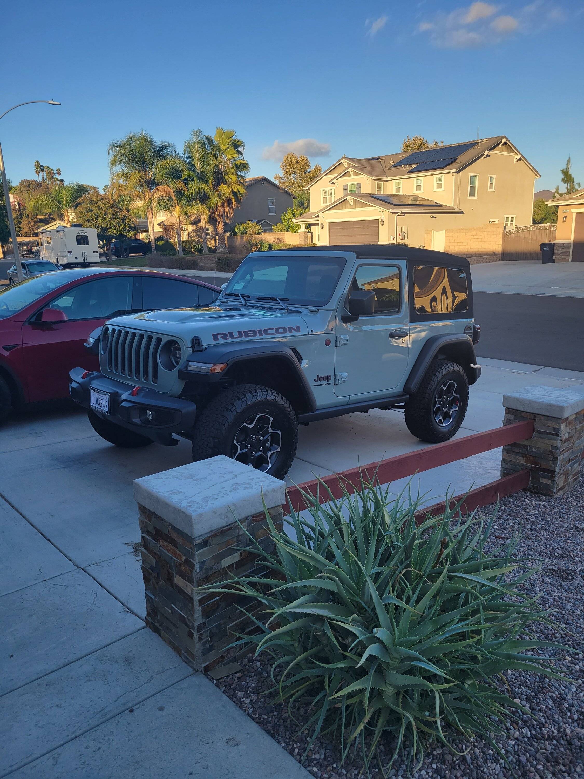 Jeep Wrangler JL Fissure mountain trail in Johnson Valley 20221102_170648