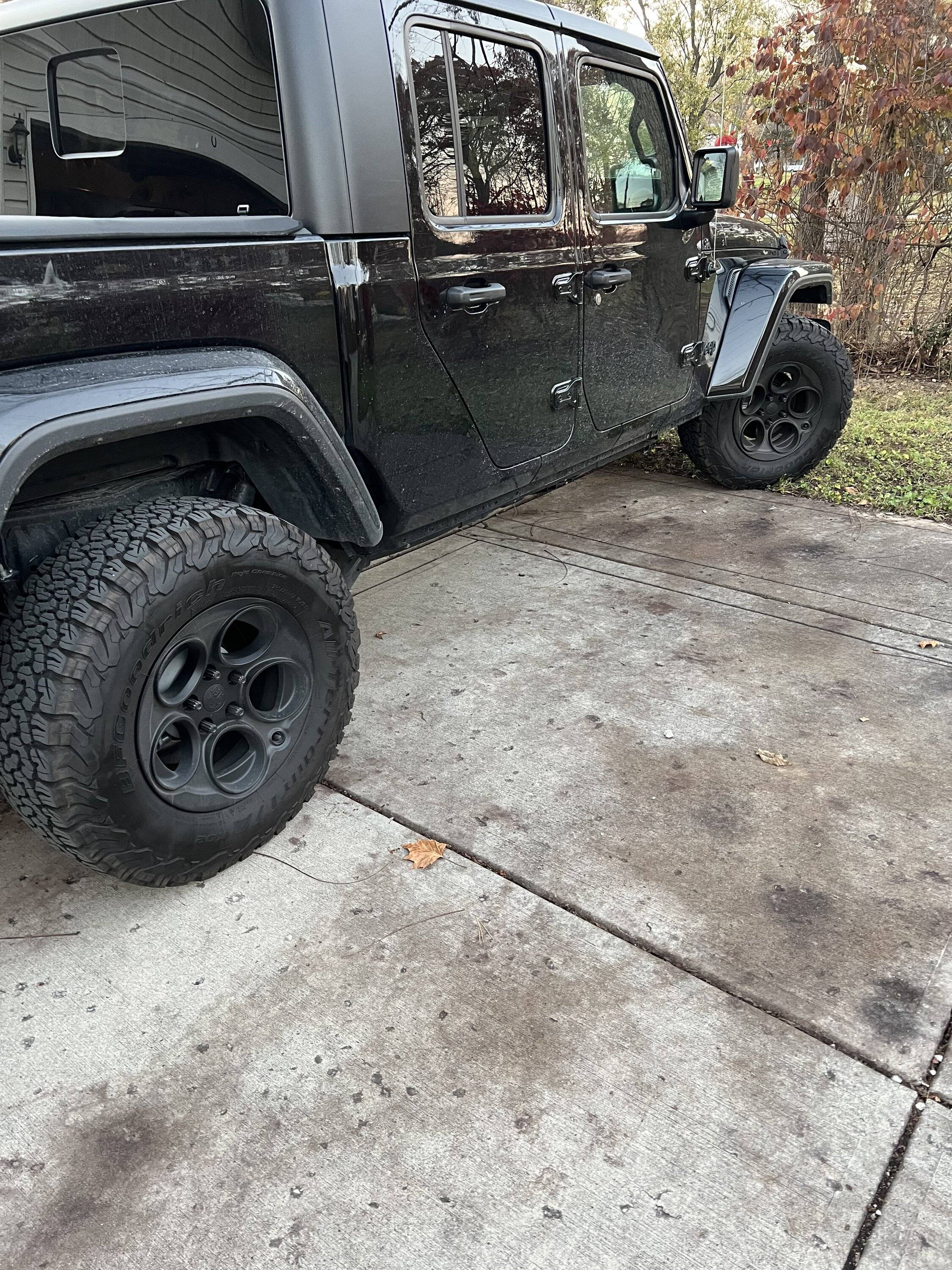 Jeep Wrangler JL AEV Savegre 2/BFG KO2s $1900 5E860595-7BAC-4EFC-BD5C-A5A39BE5AB40