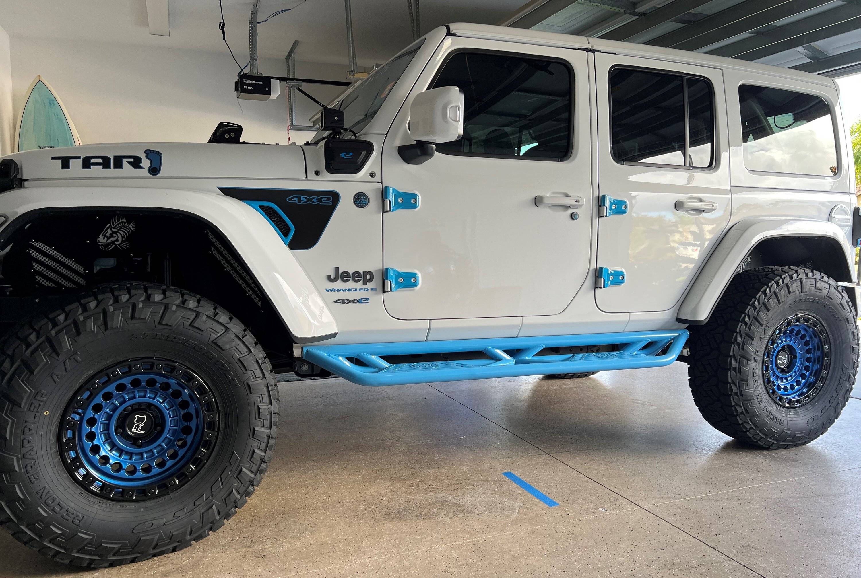 Jeep Wrangler JL 4xe high Altitude TB Side
