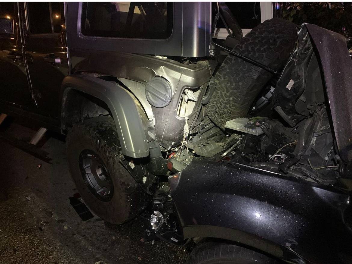 Jeep Wrangler JL Rear ended today 1667974169483