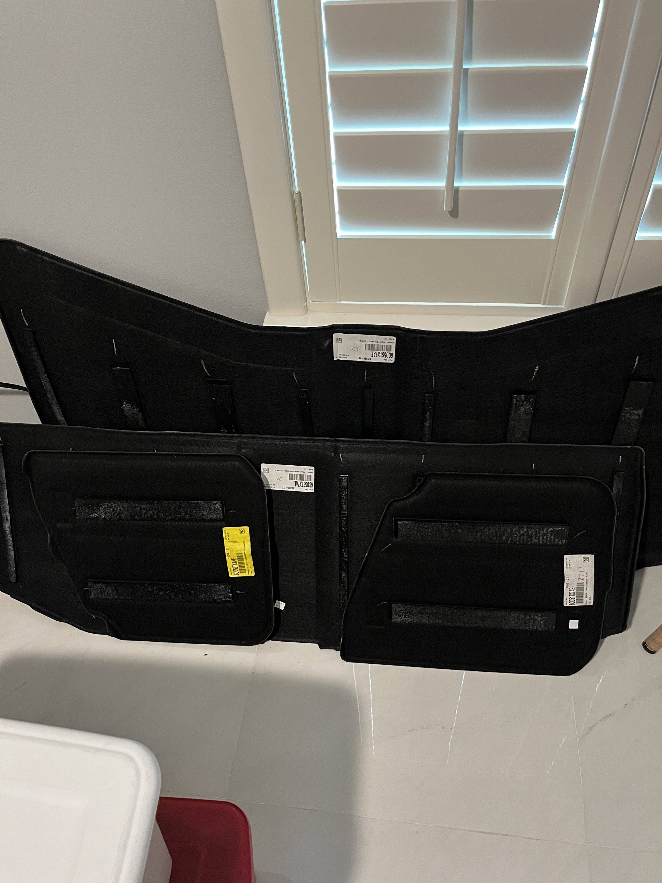 Jeep Wrangler JL Mopar headliners 0ADD9E6C-F4D1-472F-89AC-F9E1E35745D2