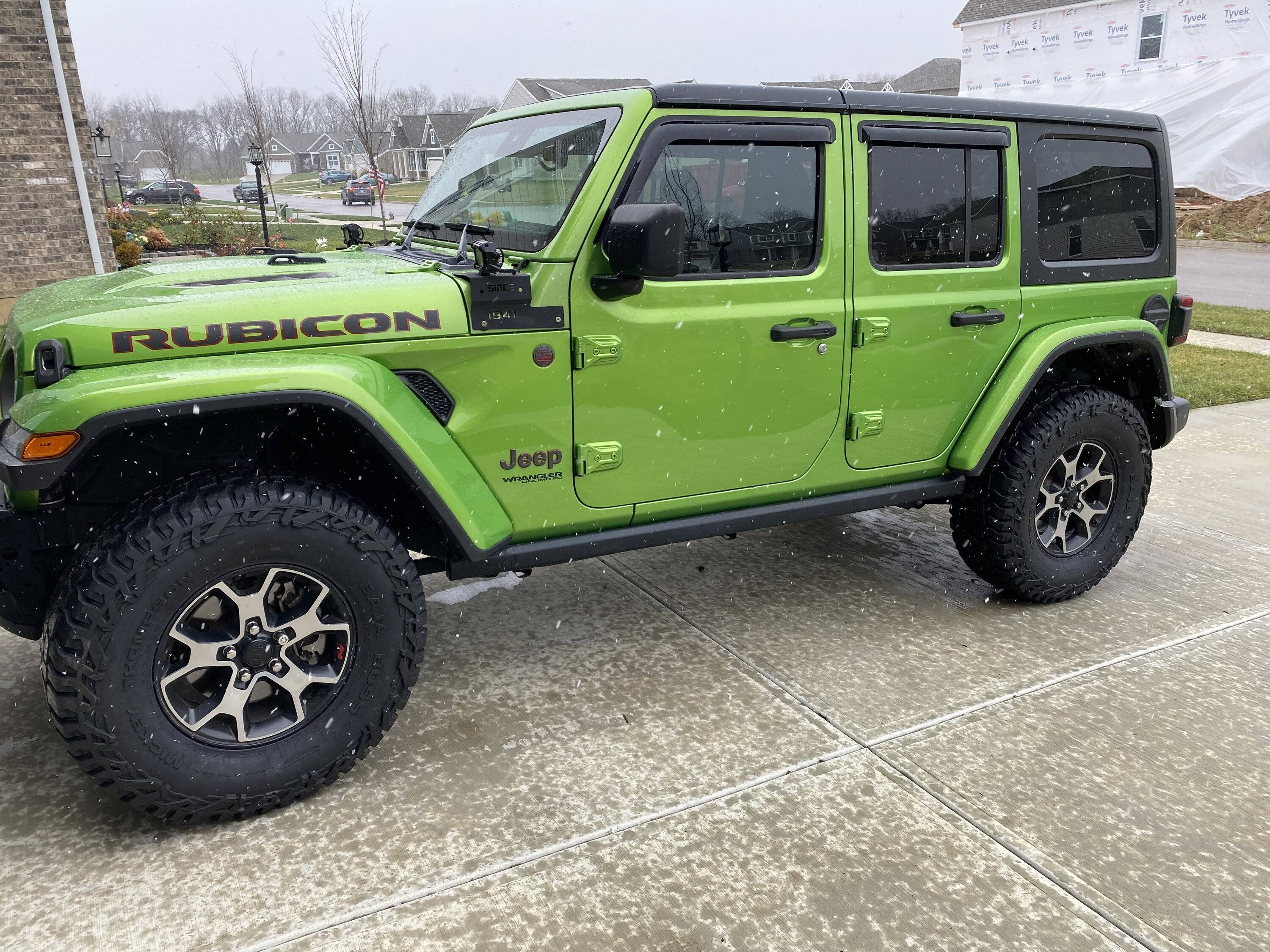 Jeep Wrangler JL Cooper Discoverer S/T Maxx BE903E1B-79B2-4870-AD3E-E4D86E288F9F