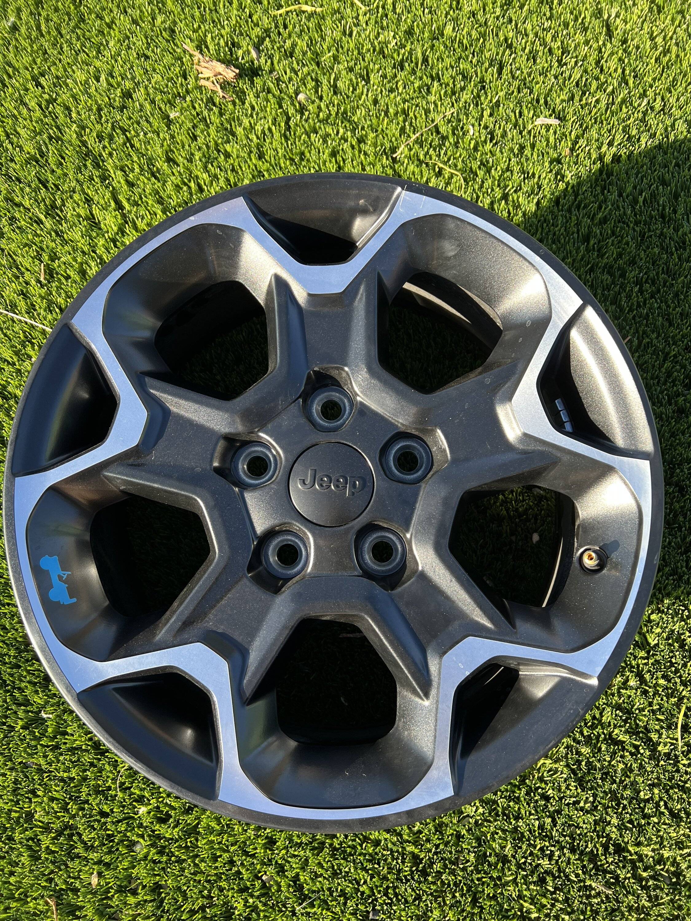 Jeep Wrangler JL Takeoffs - Five Rubicon 4XE Wheels $600 IMG_1481