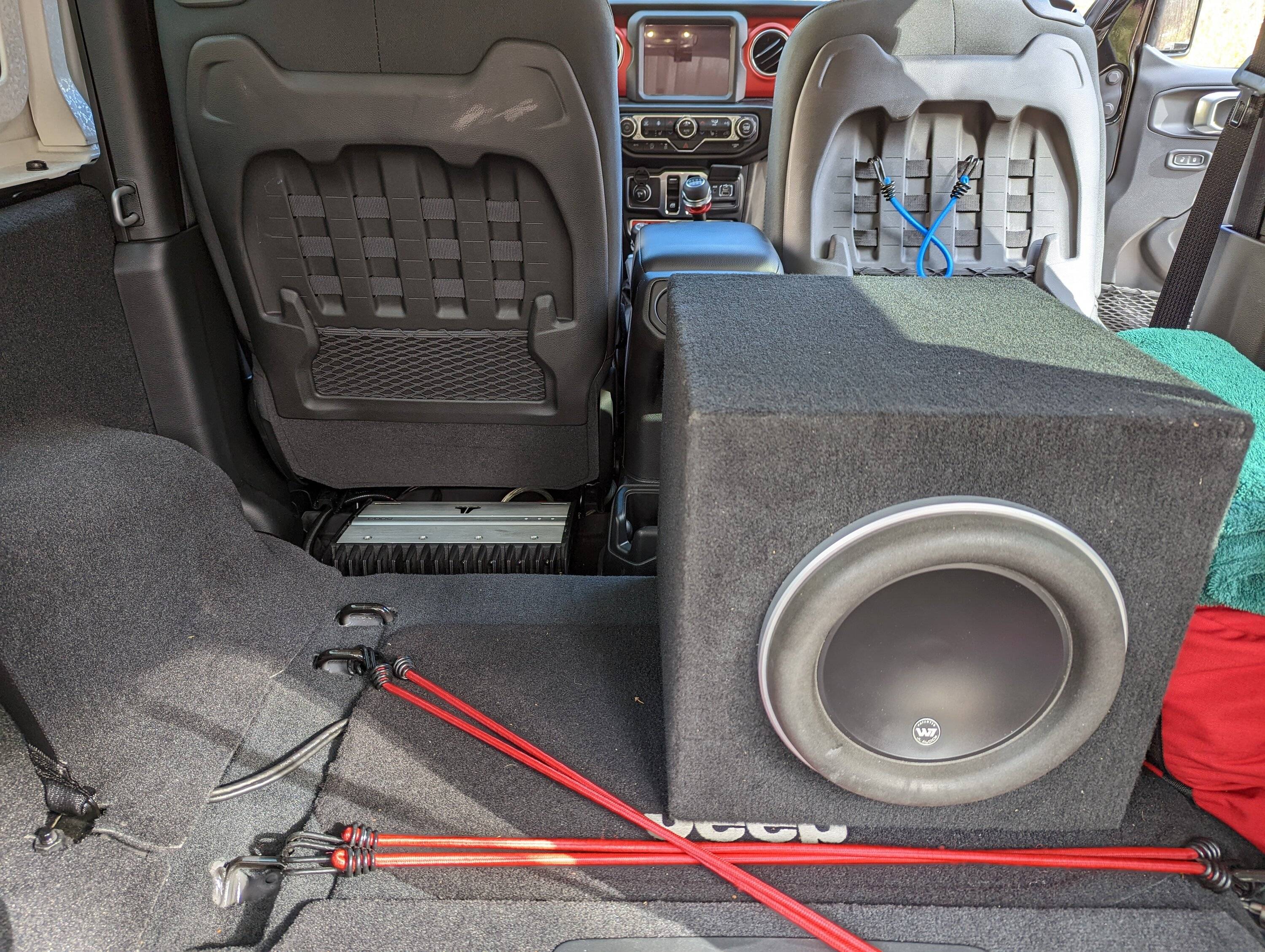 Jeep Wrangler JL Adding an Aftermarket Amp(s) PXL_20221105_162324083(1)