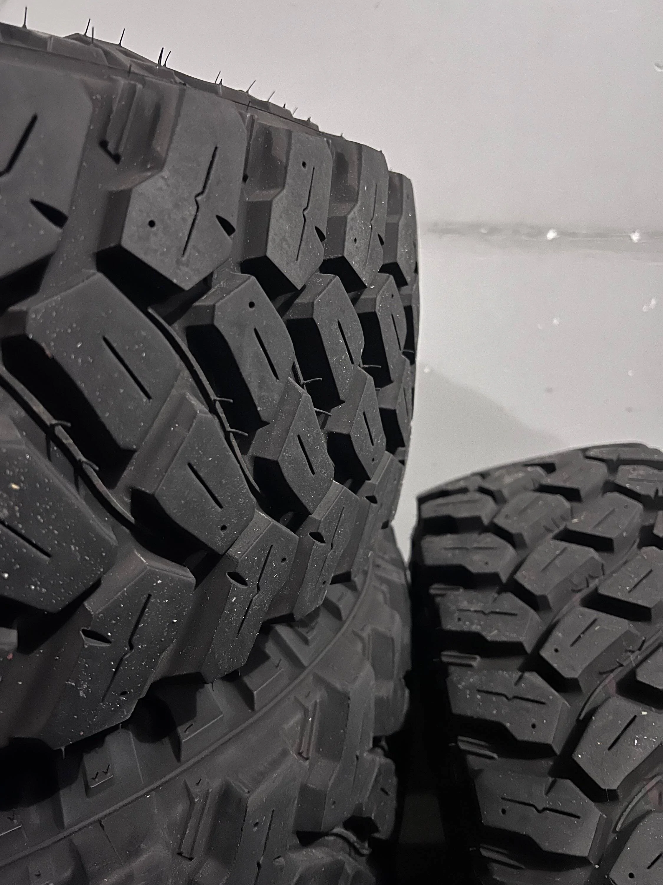 Jeep Wrangler JL 2021 Willys wheels and tires A550E9E4-66D9-465B-8394-946832F22C0A