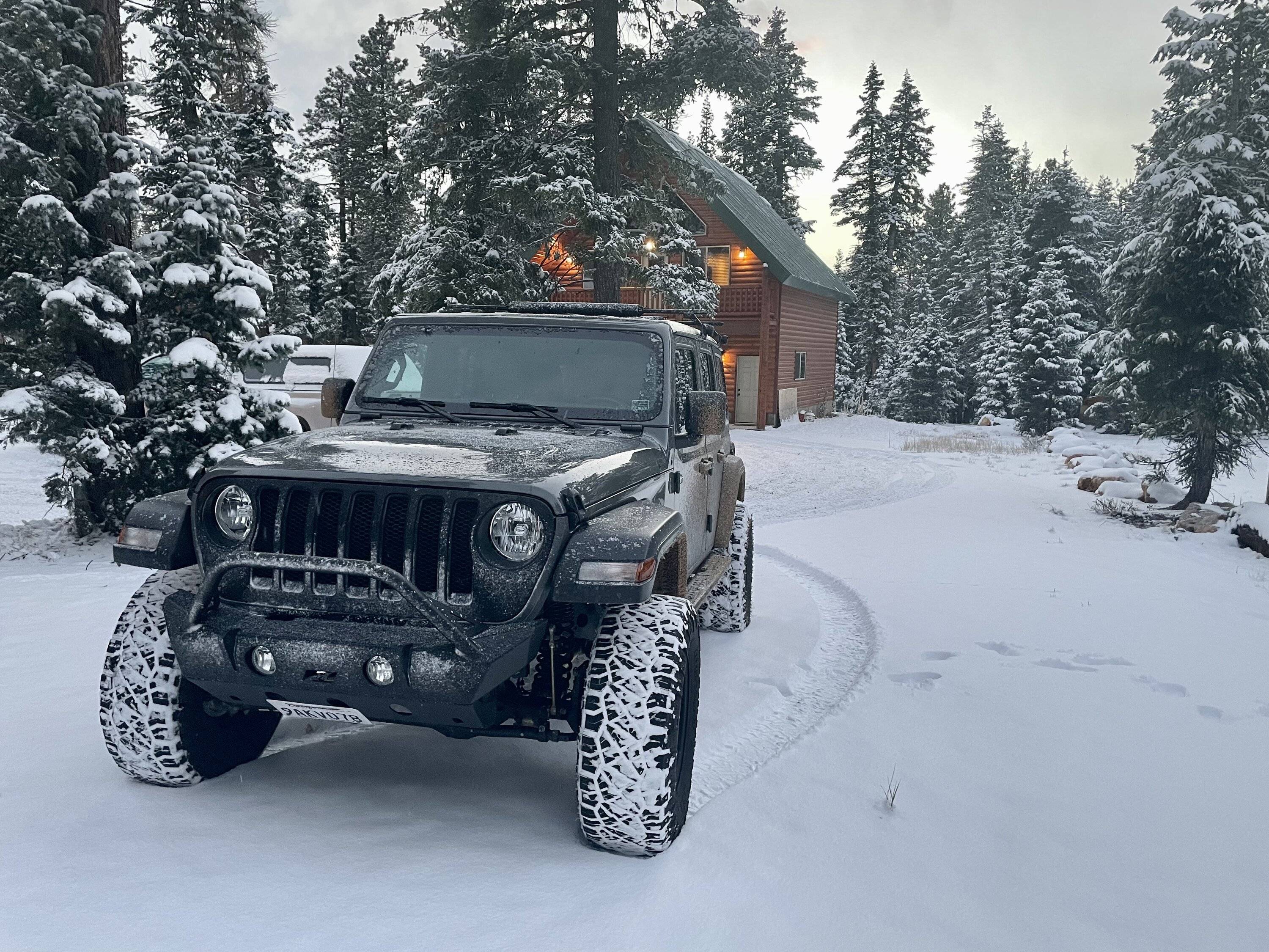 Jeep Wrangler JL Jeeps in Snow... post pics. F66422E6-02AC-49AD-98B2-EE9B11E6A036