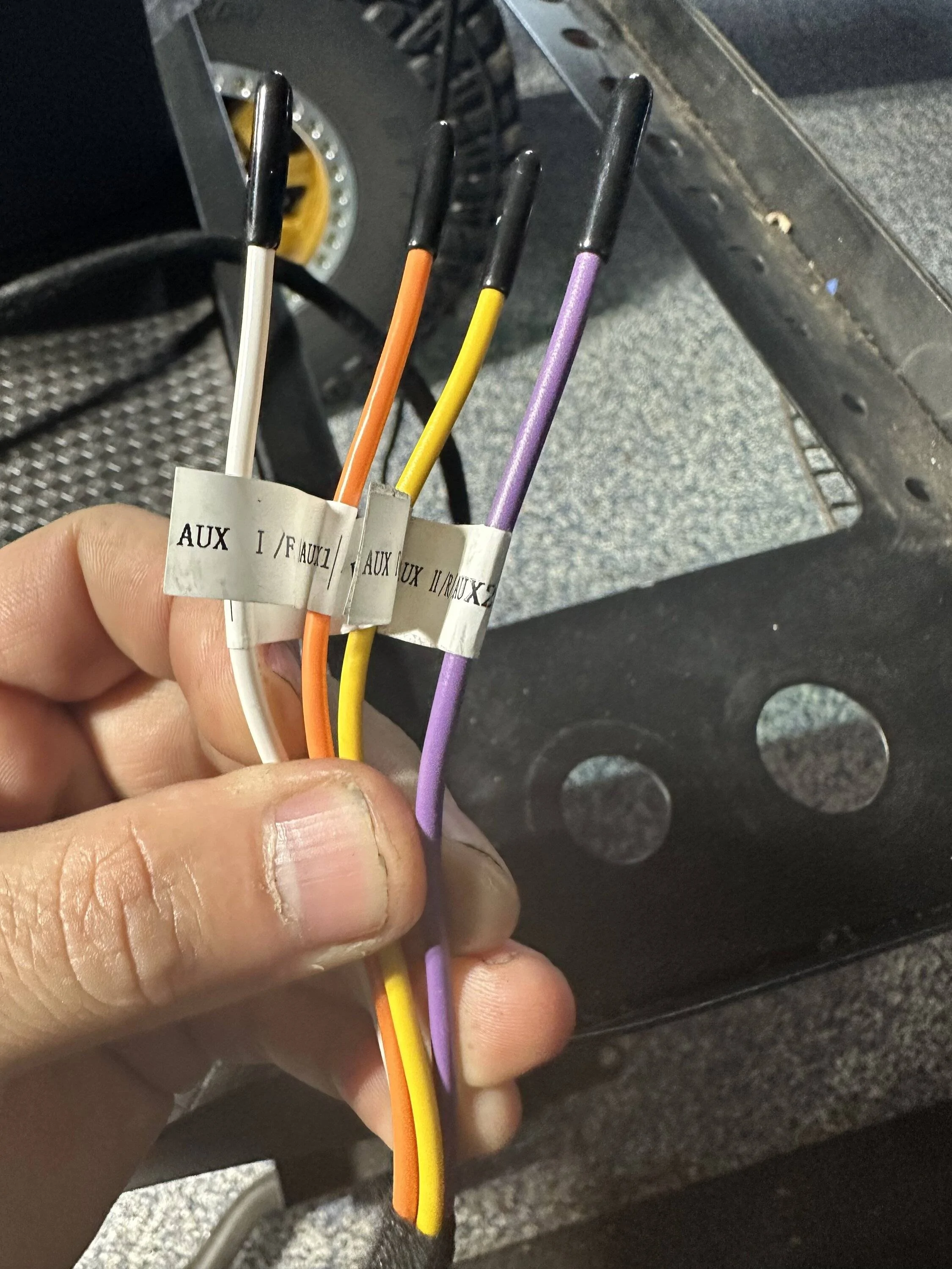 Jeep Wrangler JL Lasfit Locker Switch Panel - ARB Air Lockers 3231C9D4-65C4-4632-89F9-9CC69280174F