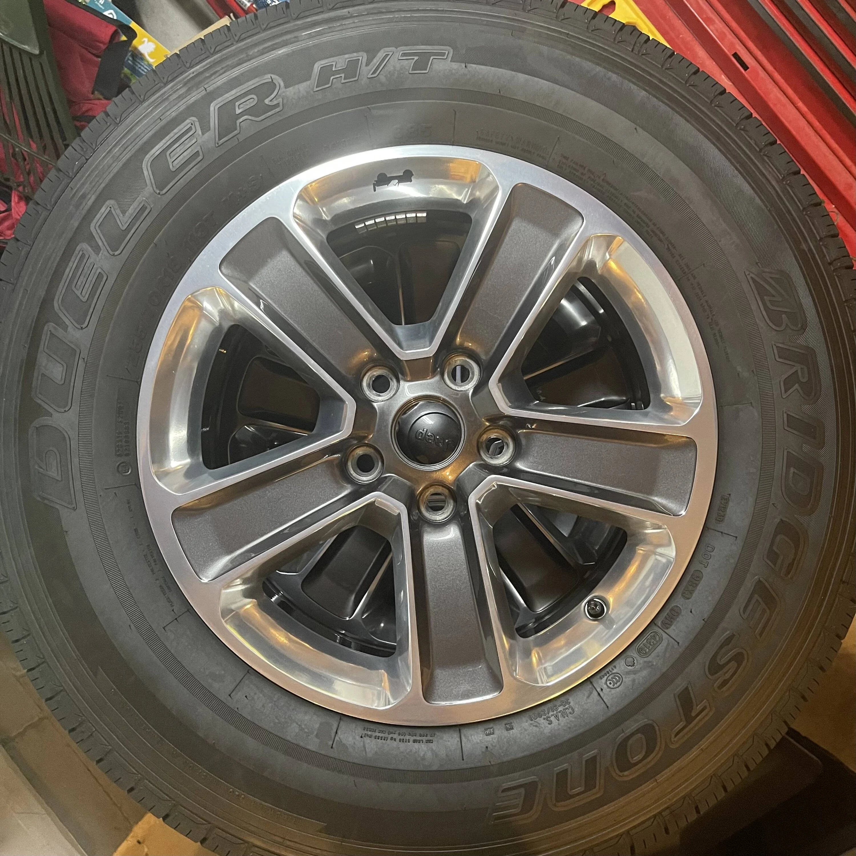 Jeep Wrangler JL 2020 Sahara takeoffs F476E927-6767-4F7E-B3C0-41D2F32B7F76