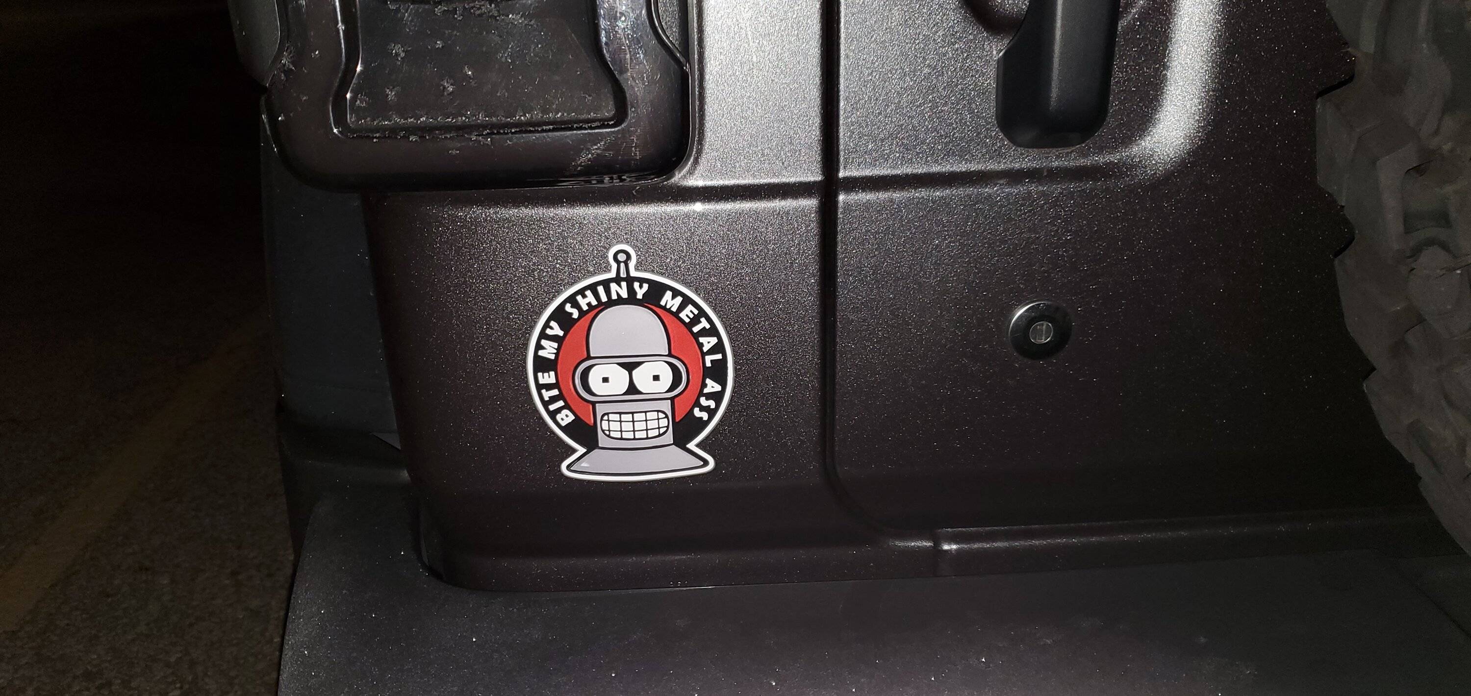 Jeep Wrangler JL Recon emblem 20221123_004308