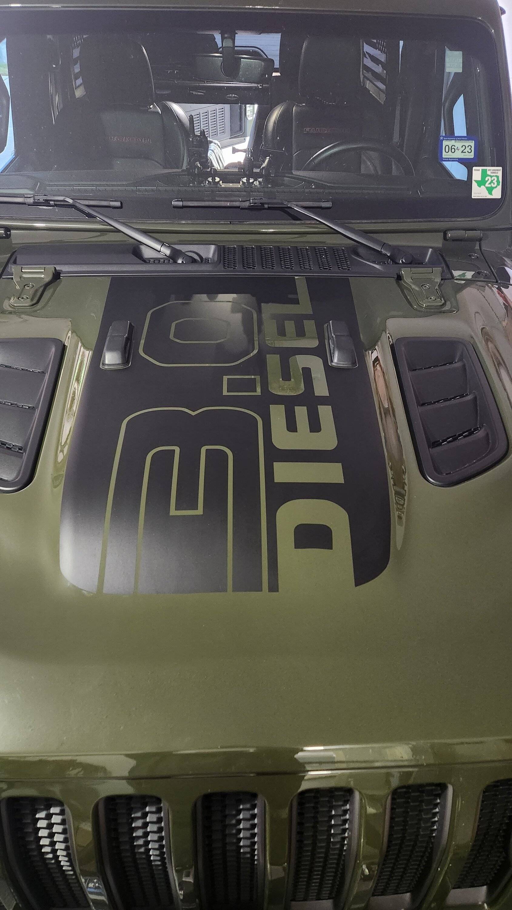 Jeep Wrangler JL Show us your unique hood decals! 20221028_180603