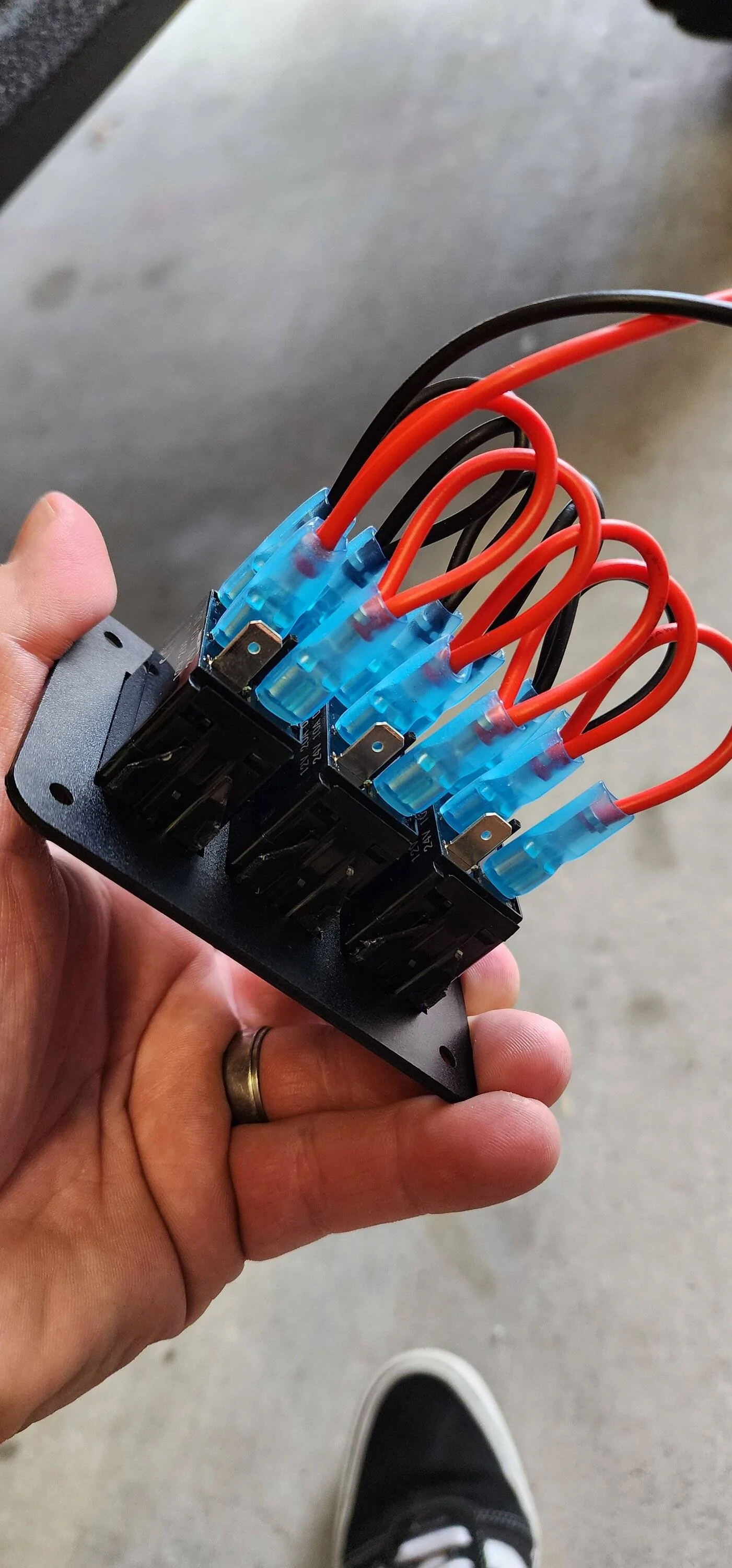 Jeep Wrangler JL Switch Panel wiring? 20221125_104639