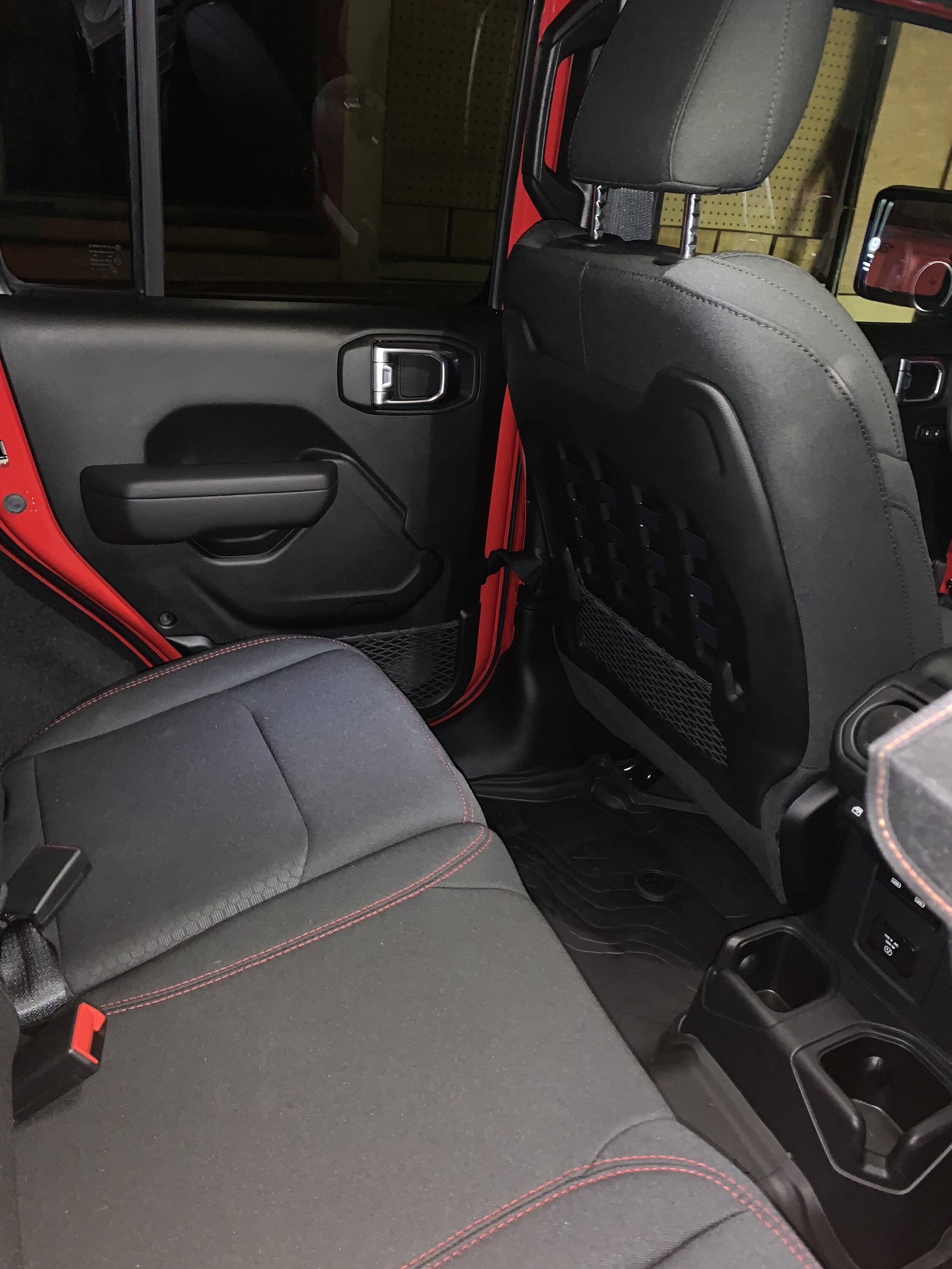 Jeep Wrangler JL 2023 Rubicon cloth seats? 08996A71-38D3-4414-B081-F48CAB465D0D