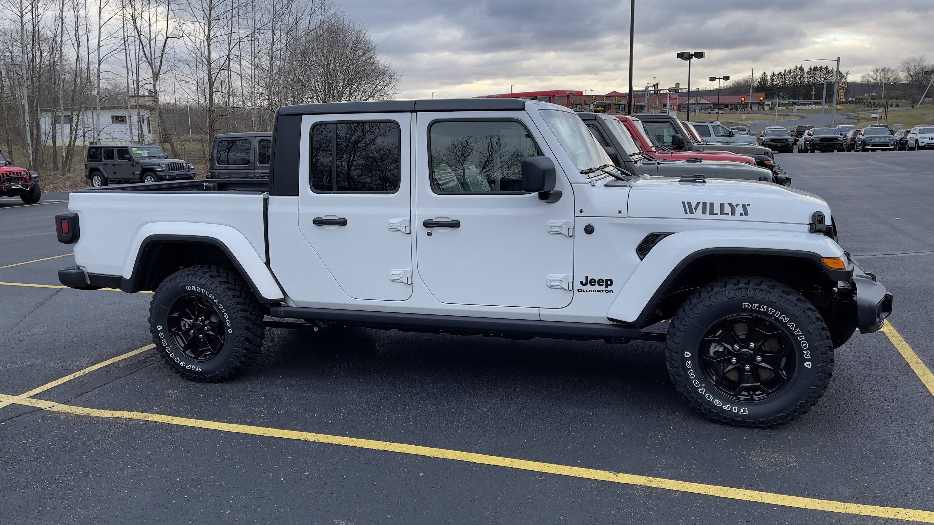 Jeep Wrangler JL Decision on color..,?? 565472A6-D80A-48E4-8BEE-8B22470EEF82