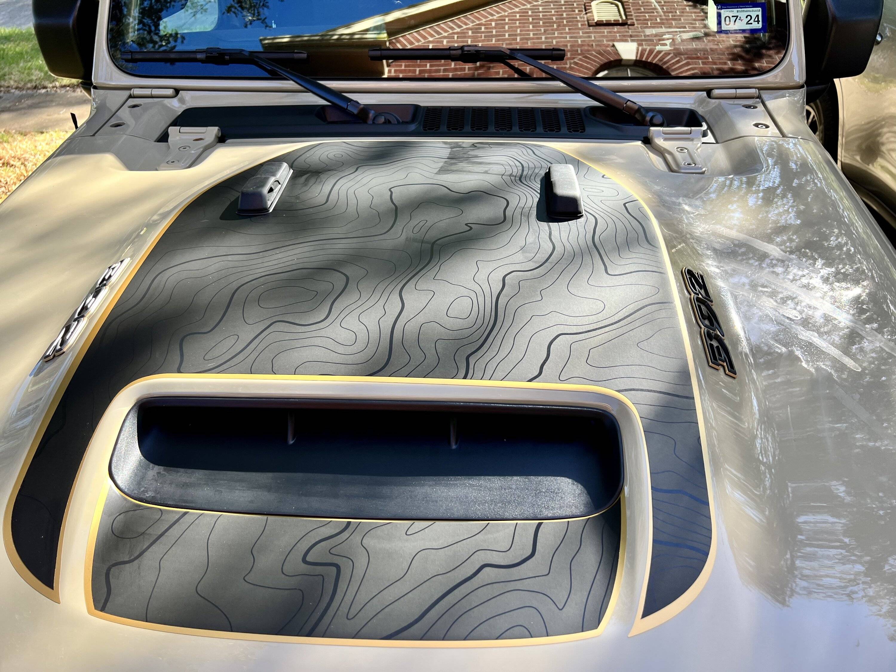Jeep Wrangler JL Show us your unique hood decals! 4529806B-EBE3-496D-A849-6F72F67B3FFA