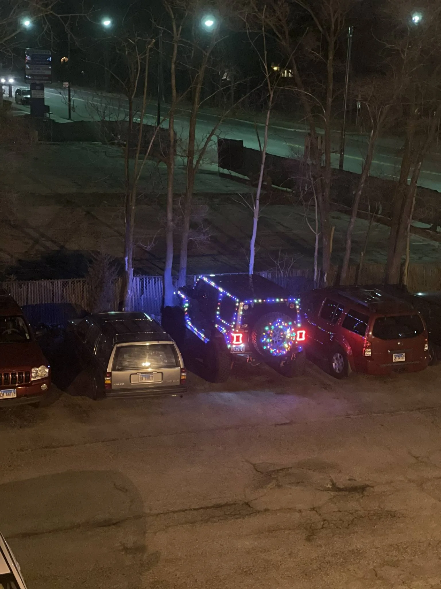 Jeep Wrangler JL Christmas lights powered by AUX switch?? F356047C-9AB9-483C-A995-E6CD6C70E7E3