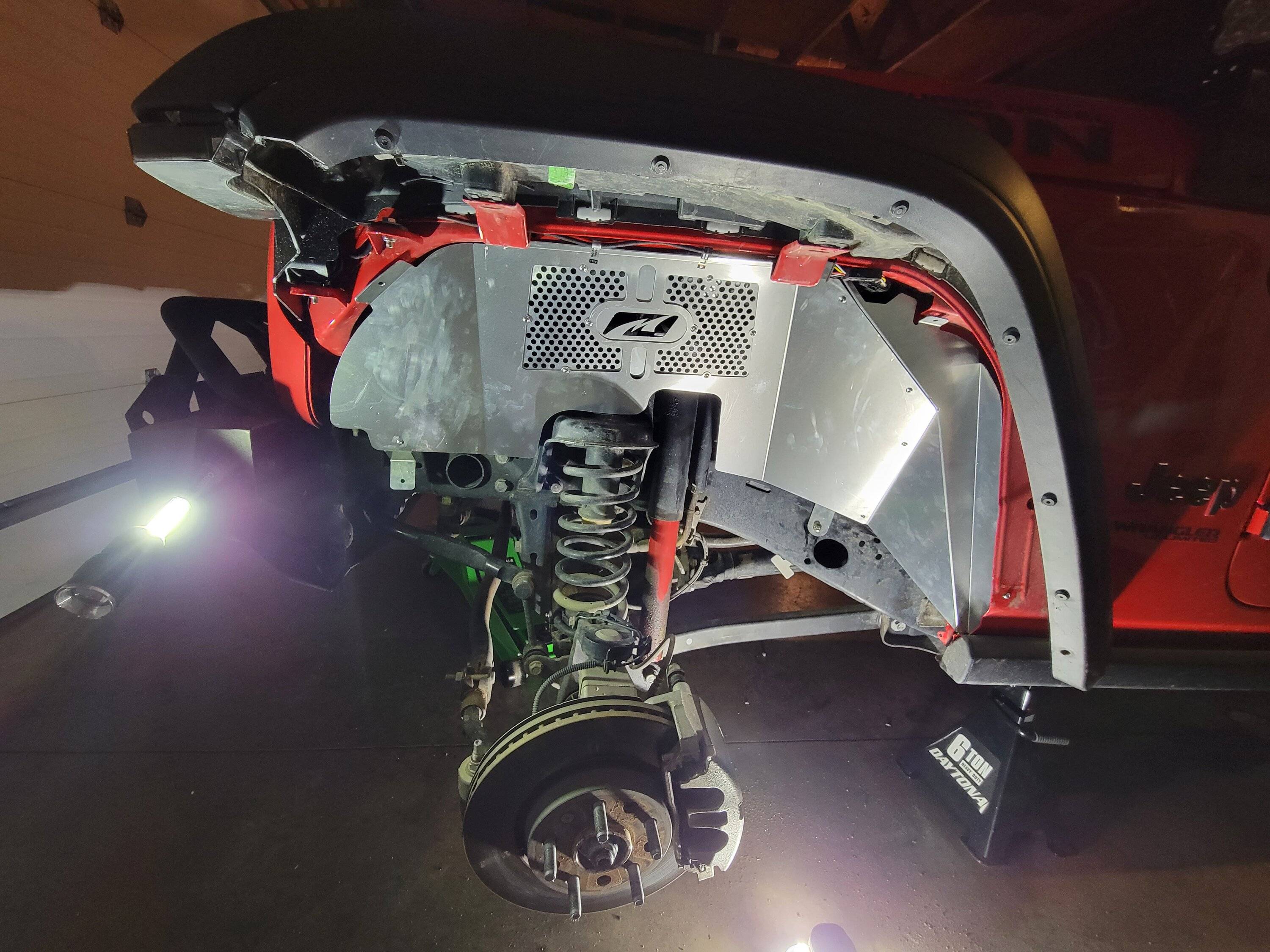 Jeep Wrangler JL Motobilt Fender Liners installed 20221126_175858