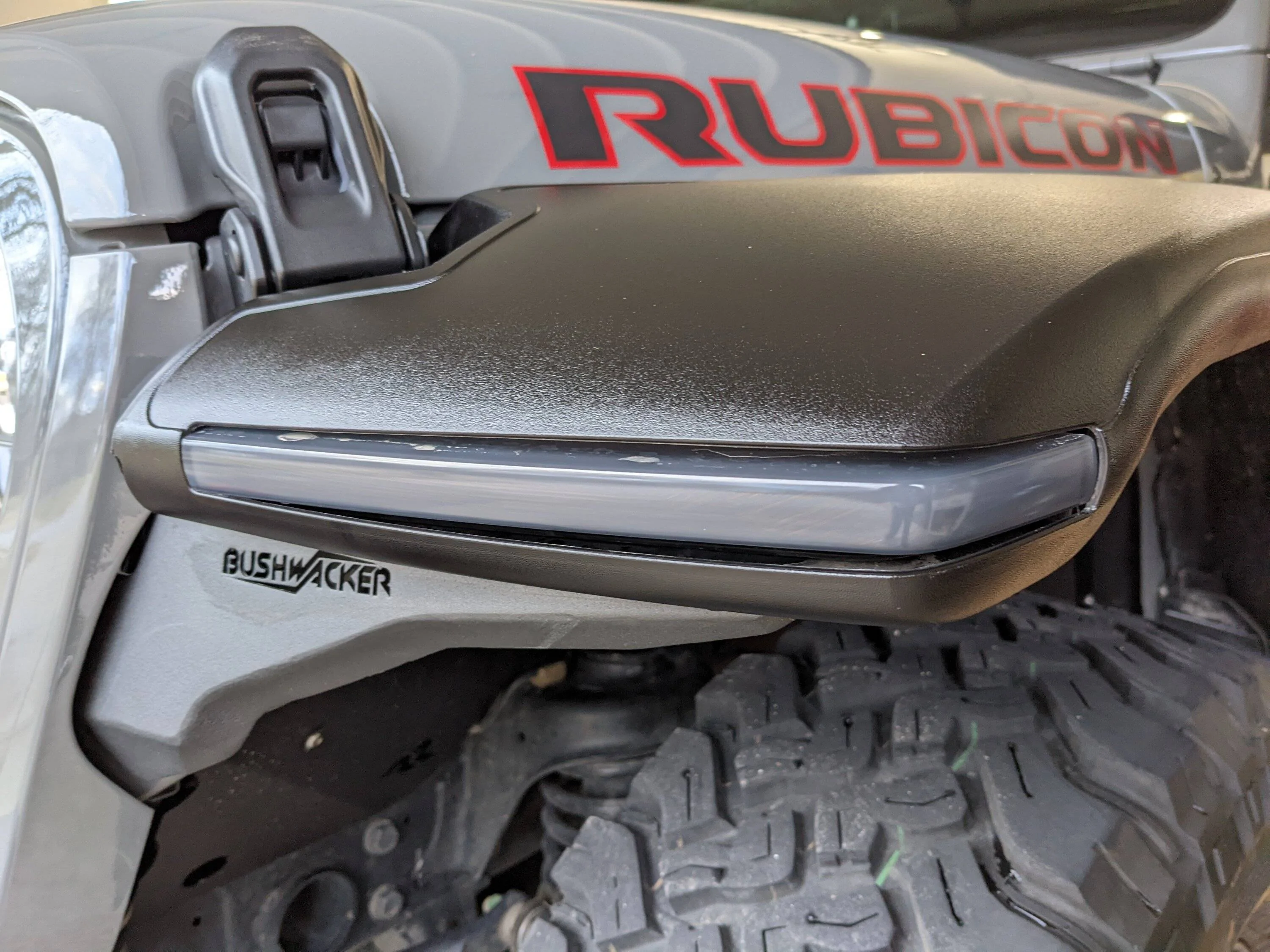 Jeep Wrangler JL Bushwacker LED lights causing "turn signal out" warning PXL_20220304_233901257