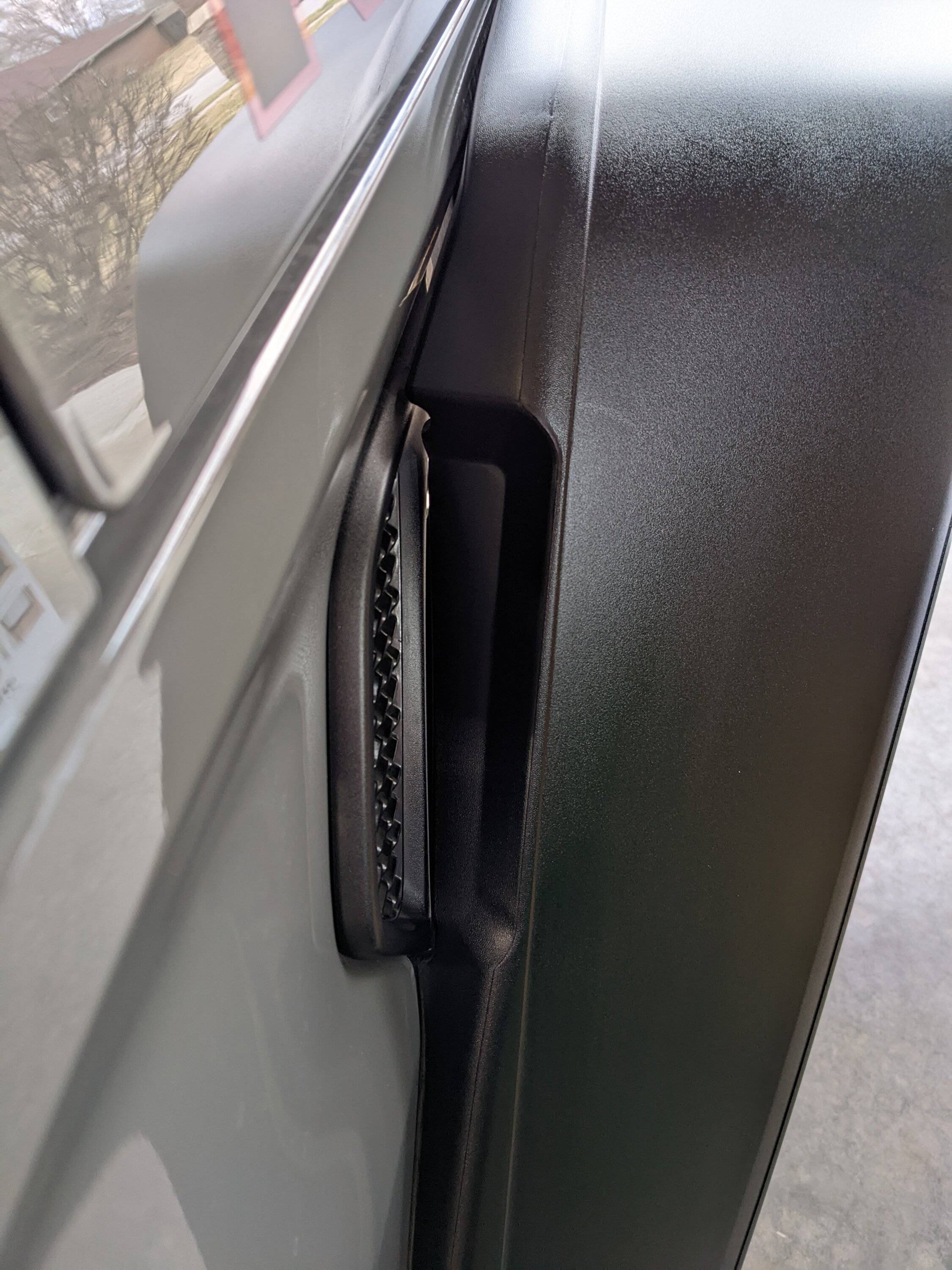 Jeep Wrangler JL All Fender Flare Options (I think) PXL_20220304_233827411