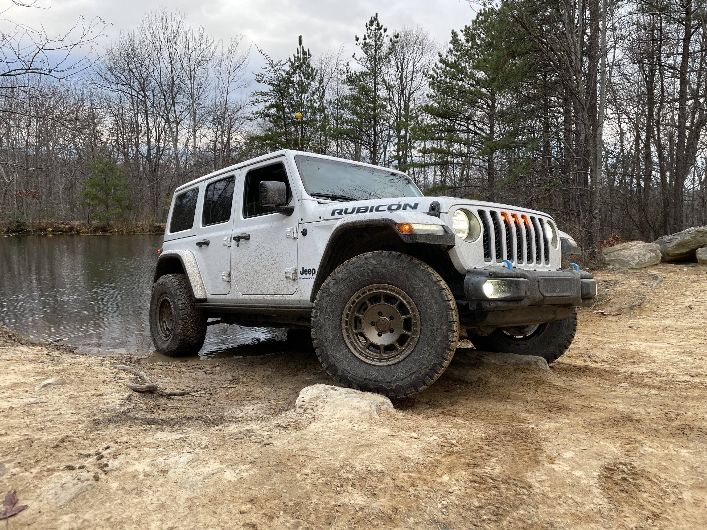 Jeep Wrangler JL bronze wheel options IMG_2534
