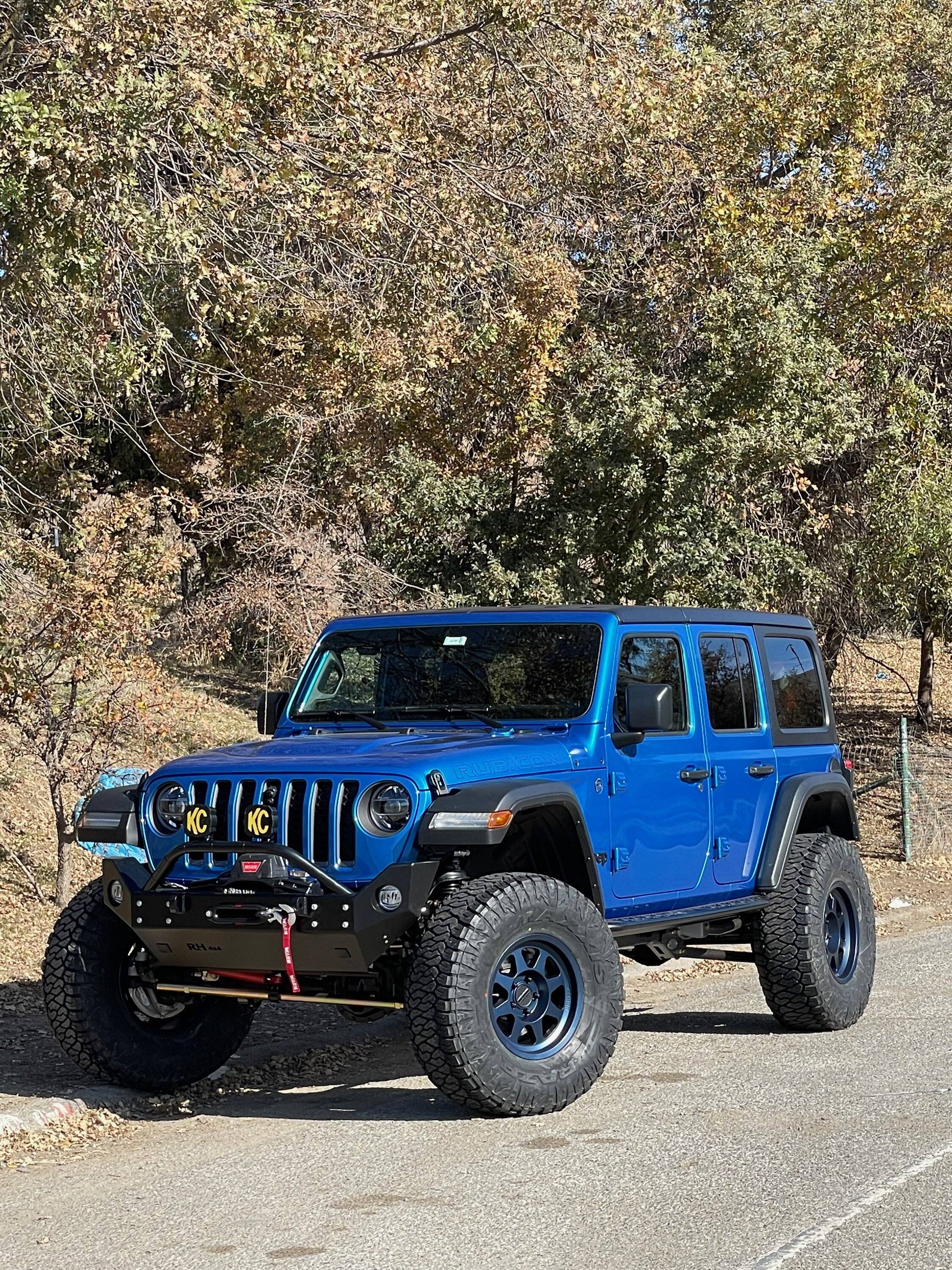 Jeep Wrangler JL JL Rubicon on Method Wheels...let's see em! IMG_1985
