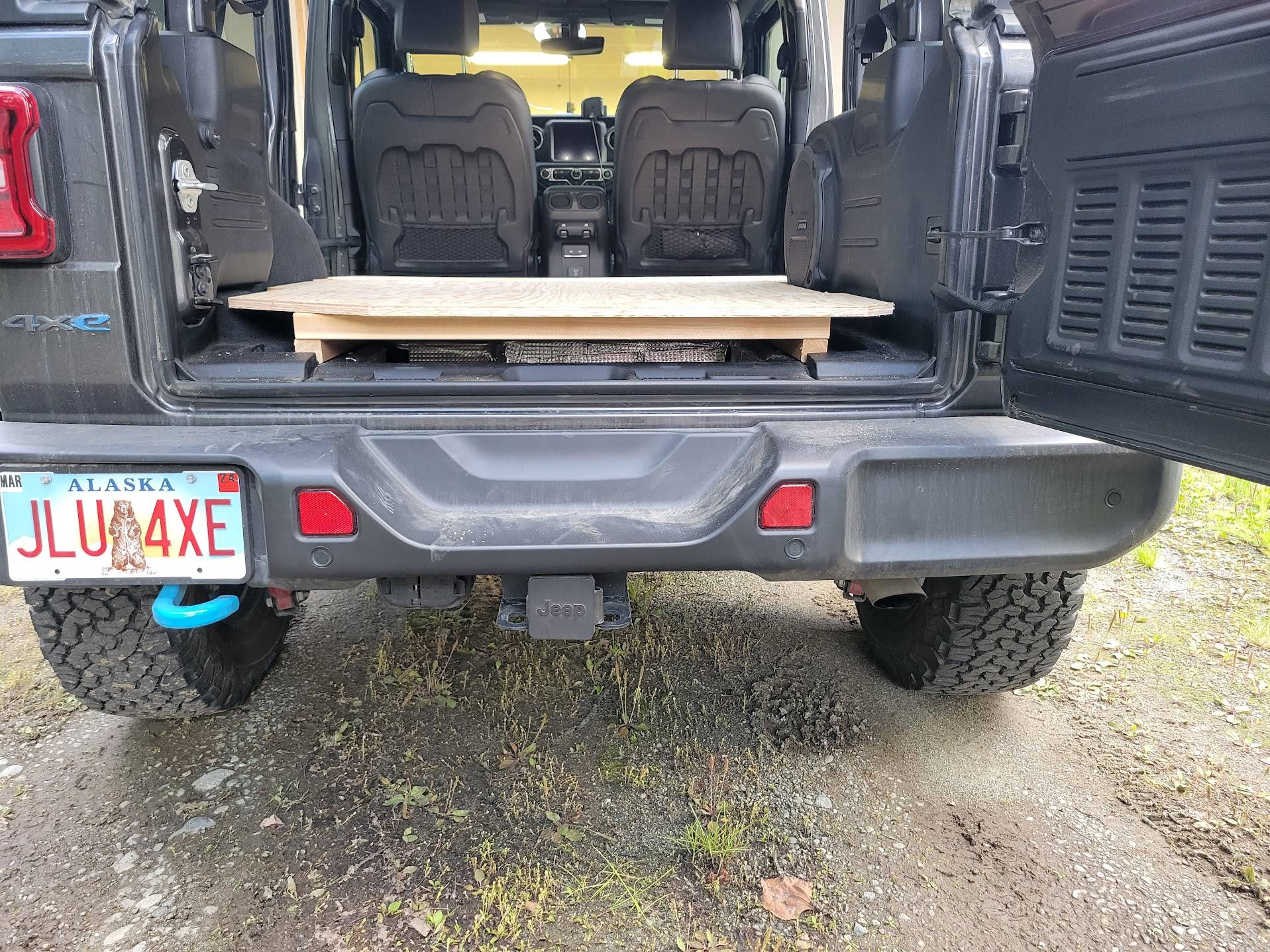 Jeep Wrangler JL Goose Gear plate for 4xe released. vLJaqIc5VIFh-D_zCK_hA6Ow=w1917-h1439-no?authuser=0