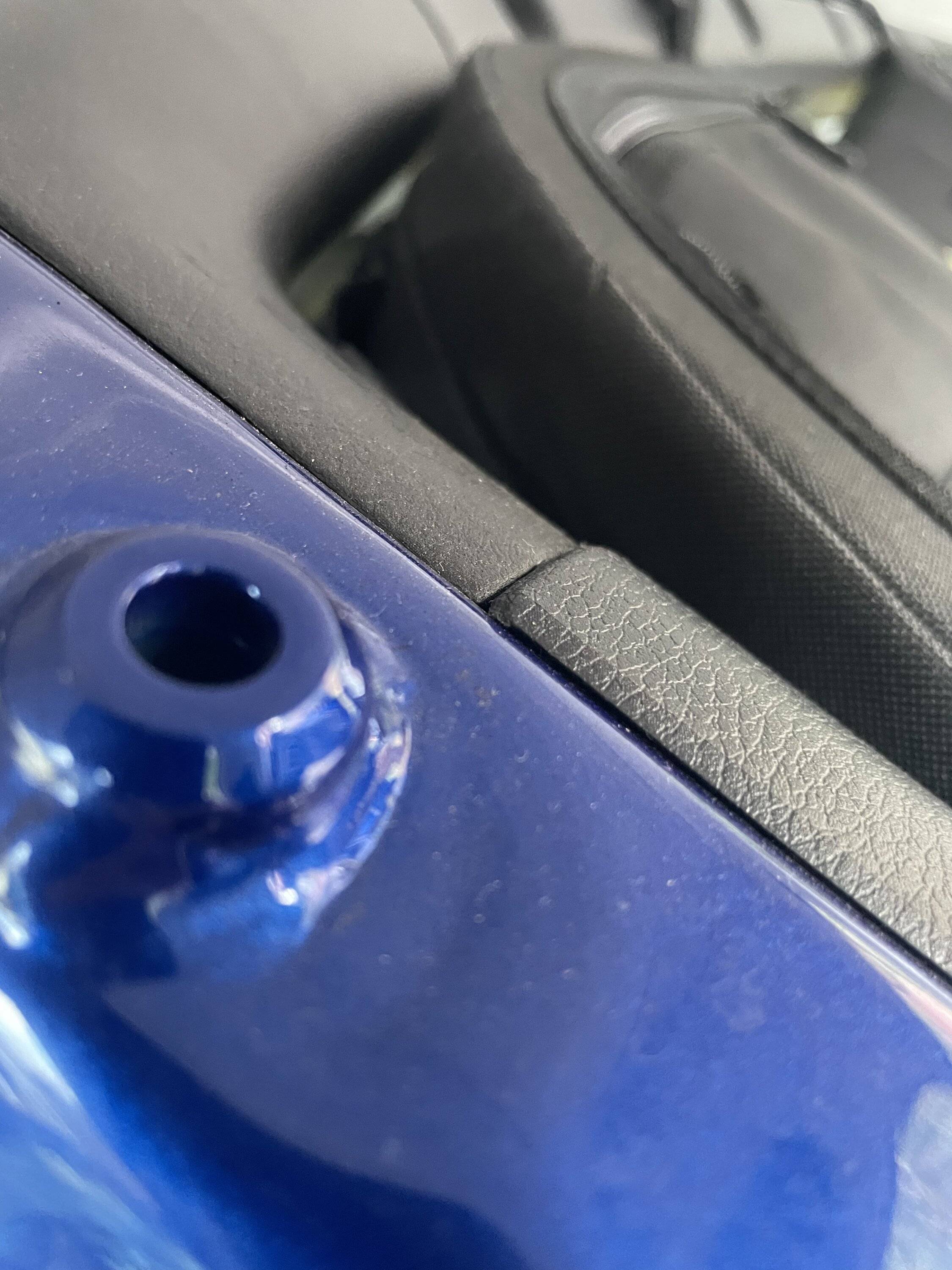 Jeep Wrangler JL Need help with rear window molle install 8A752102-9EB9-40ED-B8E8-A7736D6586FE