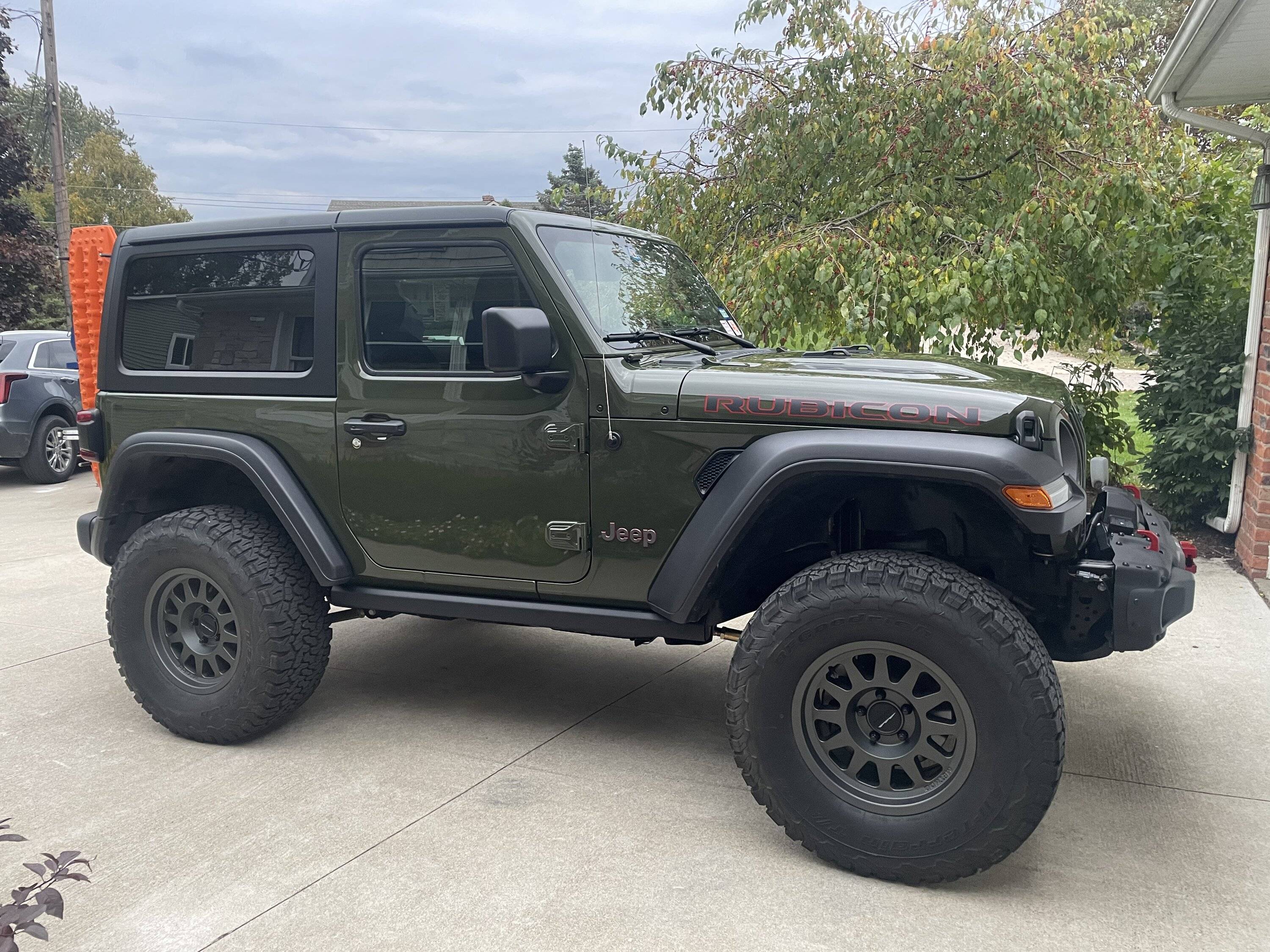 Jeep Wrangler JL Method 705s matte platinum ($1,450) SoCal A7B480D7-E94C-4F2E-828F-B13D7A4D7A0D