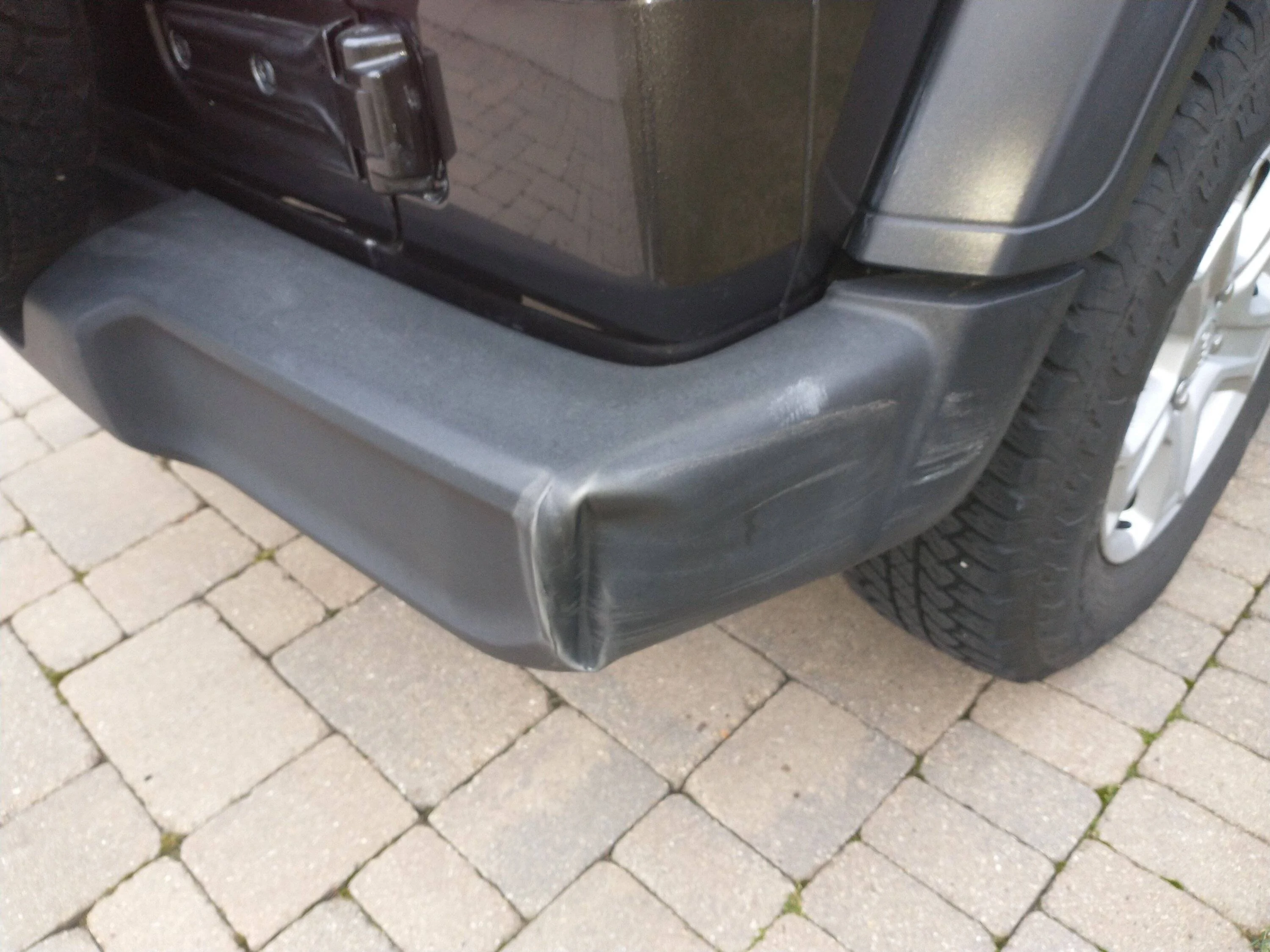Jeep Wrangler JL Bumper damage IMG_20221206_153550376