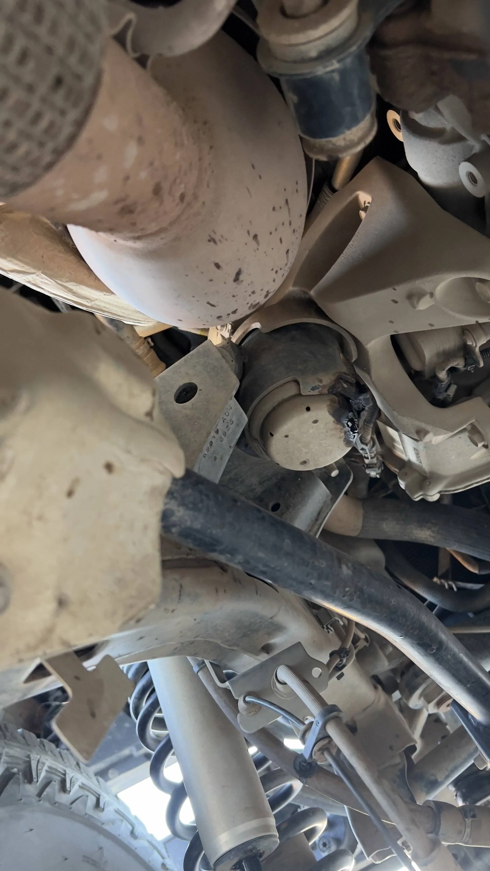 Jeep Wrangler JL Motor Mount Replacement 6B5BB010-FAFC-4407-8728-D6BAE06A6EED