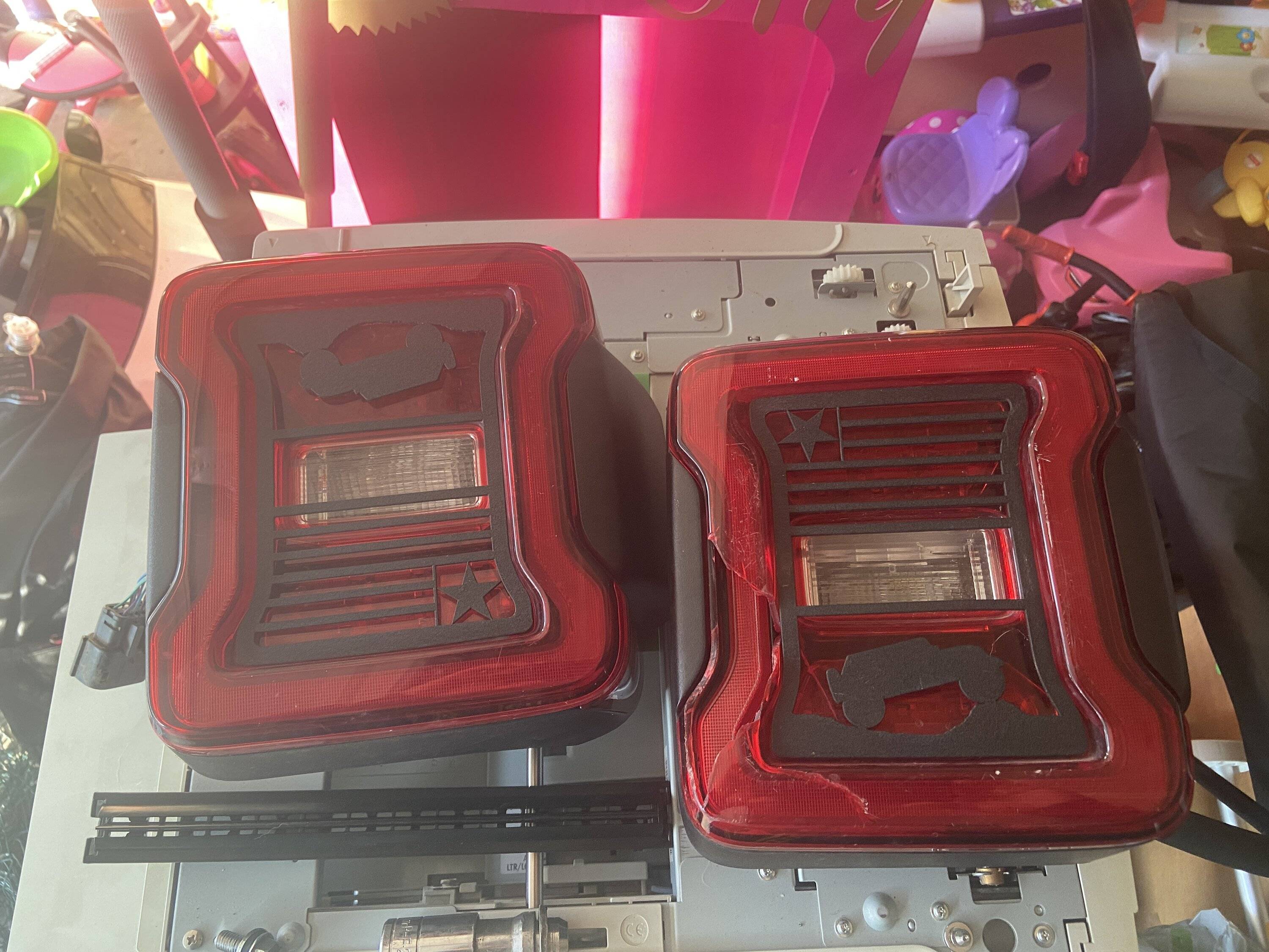 Jeep Wrangler JL Oem LED taillights C42C4F82-0E5D-4E40-AC61-BF1BA53D8EC0